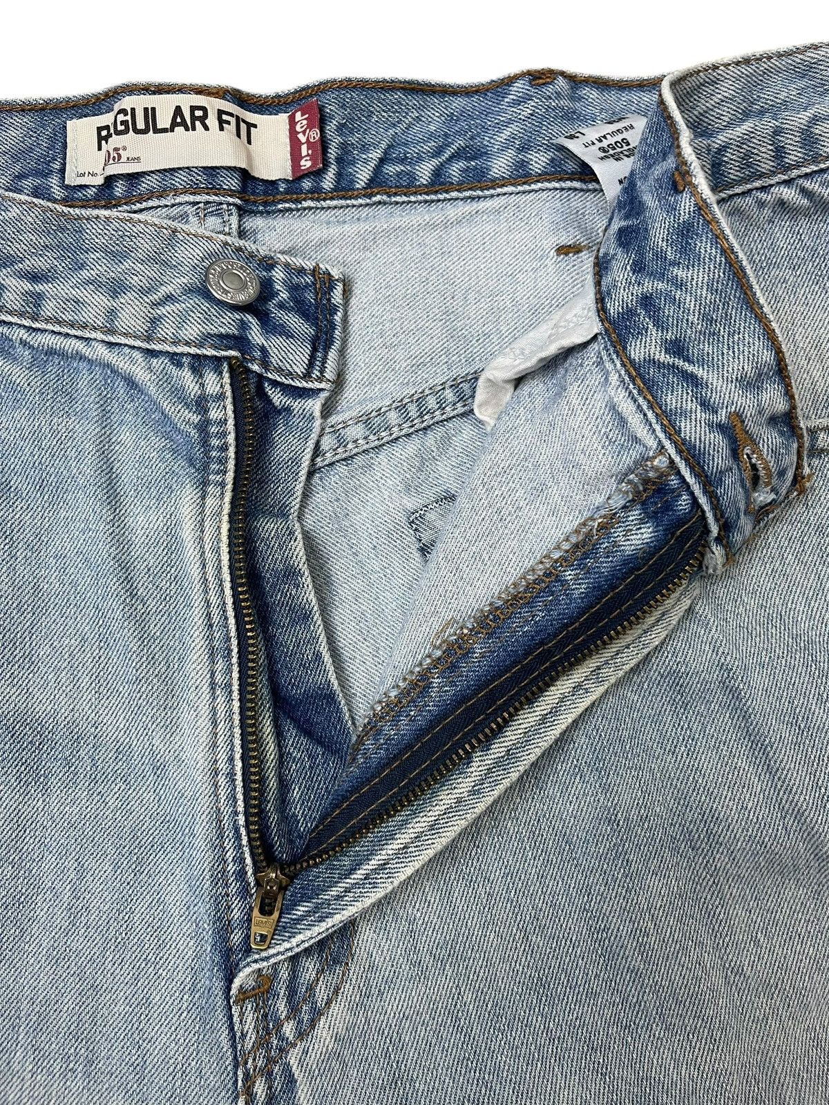 Levi's Vintage Levi’s 505 Regular Fit Jeans Size US 38 / EU 54 - 12 Thumbnail