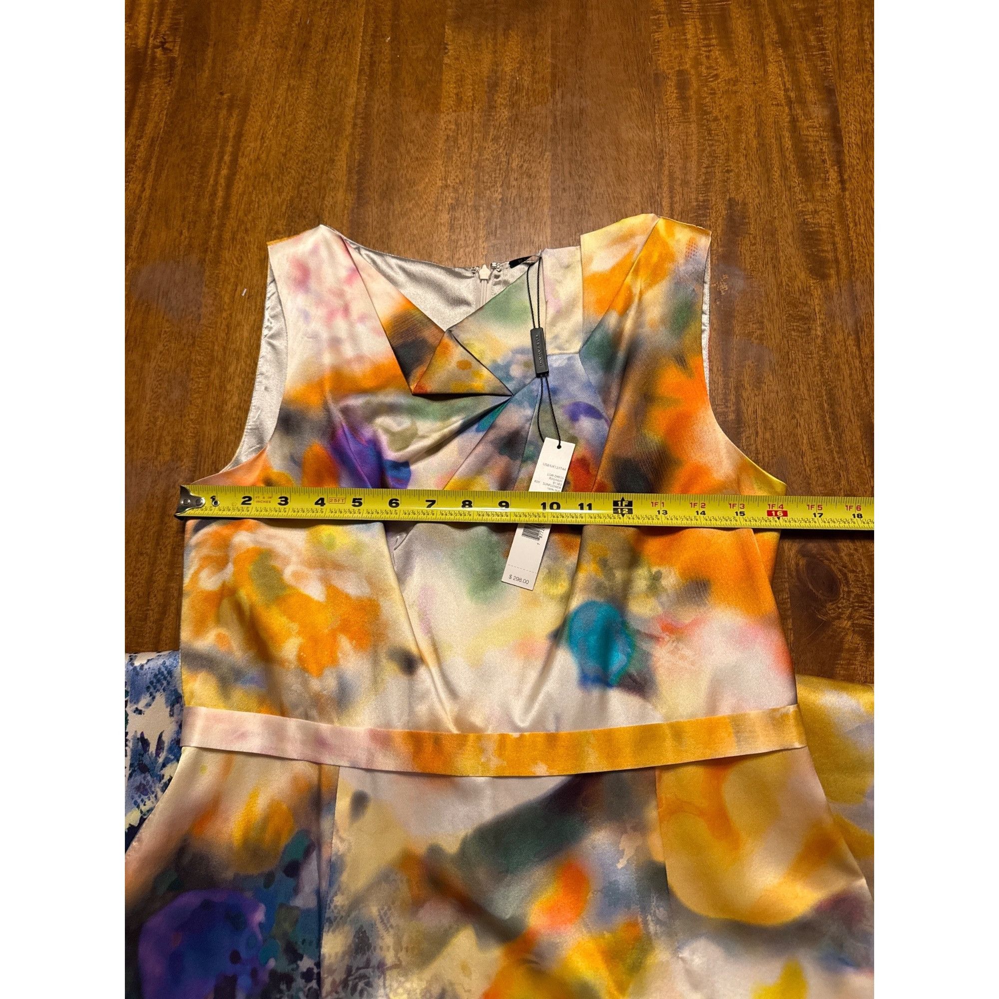 Elie Tahari Elie Tahari Sunflower Print Sleeveless Silk Dress With Back Size M / US 6-8 / IT 42-44 - 4 Thumbnail