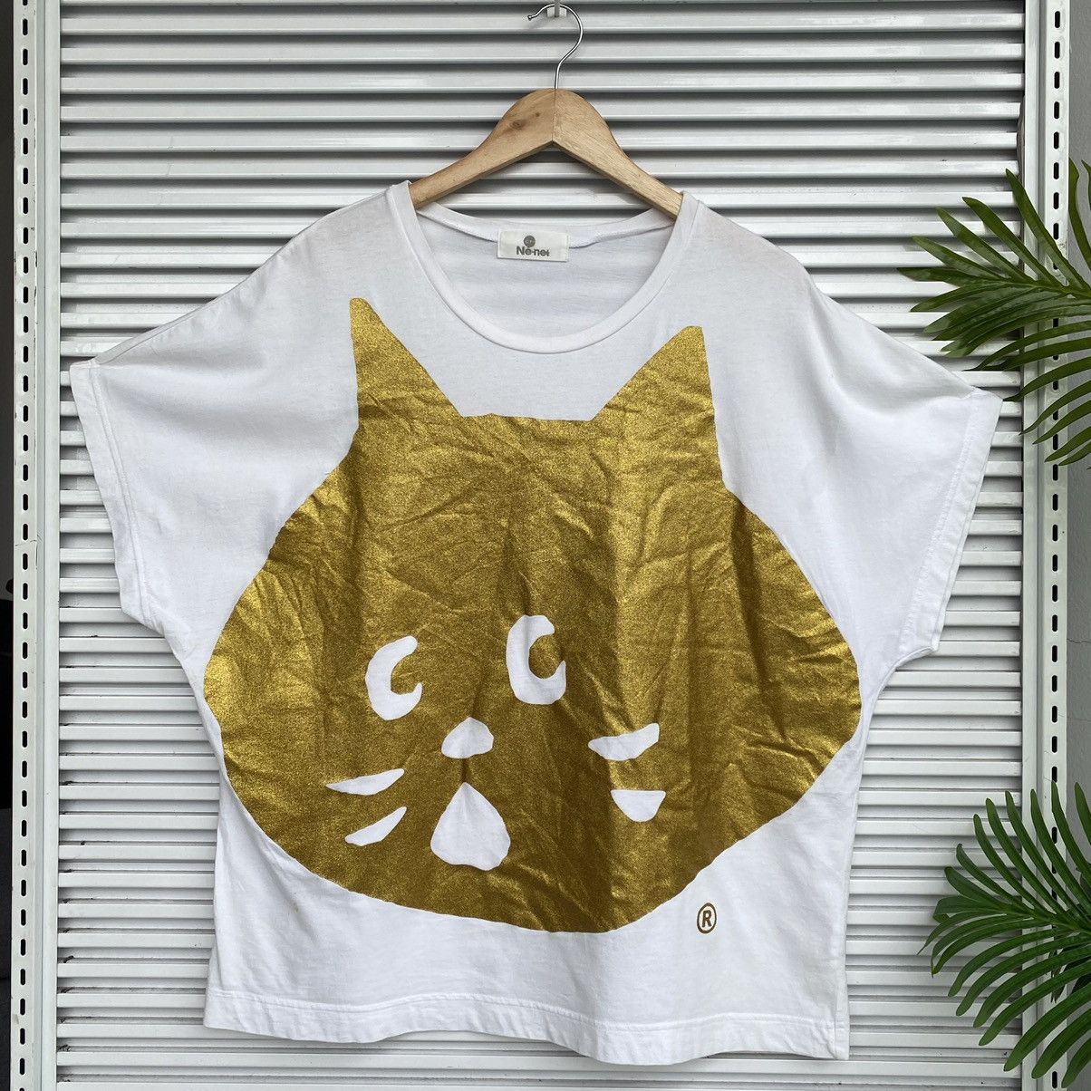 Issey Miyake × Japanese Brand × Ne-Net Ne-Net by Issey Miyake Big Logo Gold Cat Shirts Size US XL / EU 56 / 4 - 2 Thumbnail