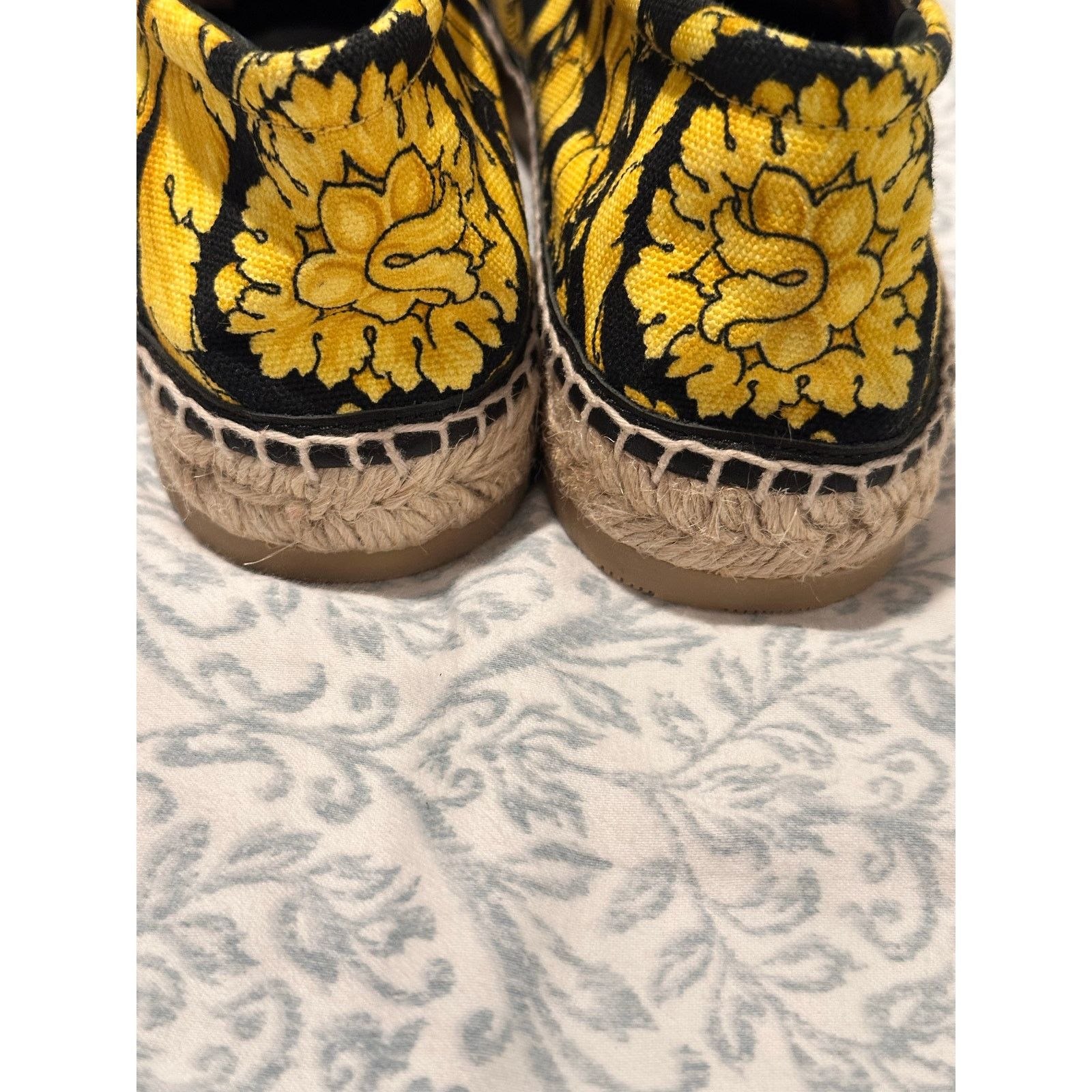 Versace Versace Barocco Print Canvas Espadrilles sz38.5 Size US 7.5 / IT 37.5 - 8 Thumbnail