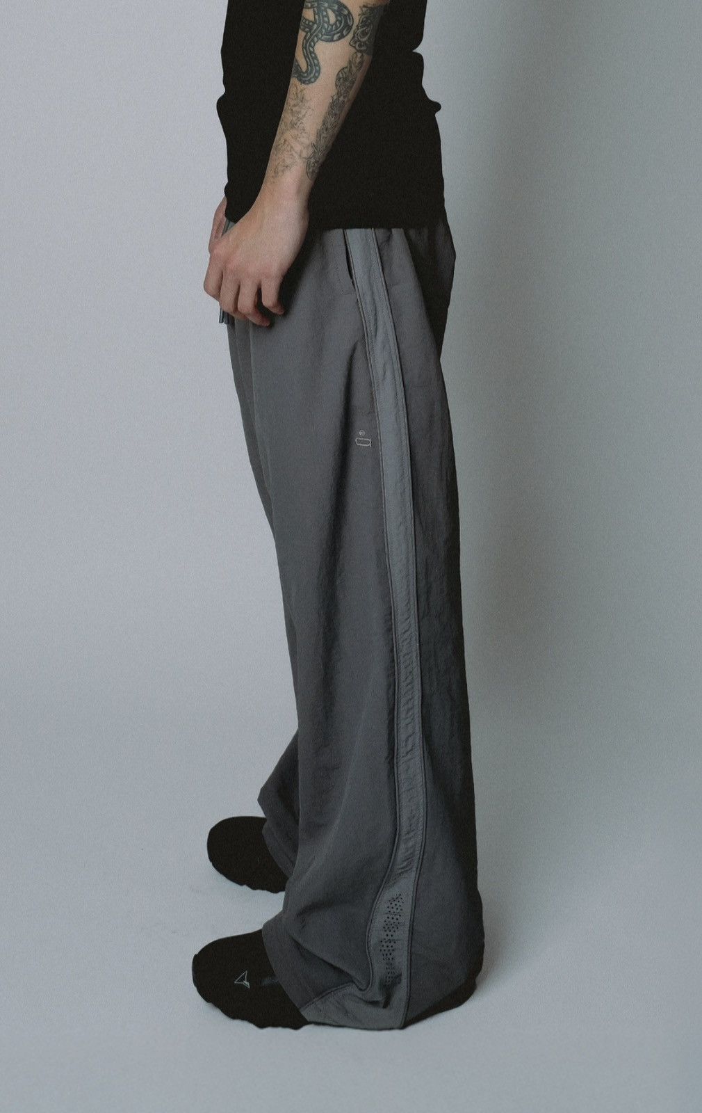 Other Arcoa B008 track pant brown BRAND NEW S/M/L/XL Size US 32 / EU 48 - 6 Thumbnail
