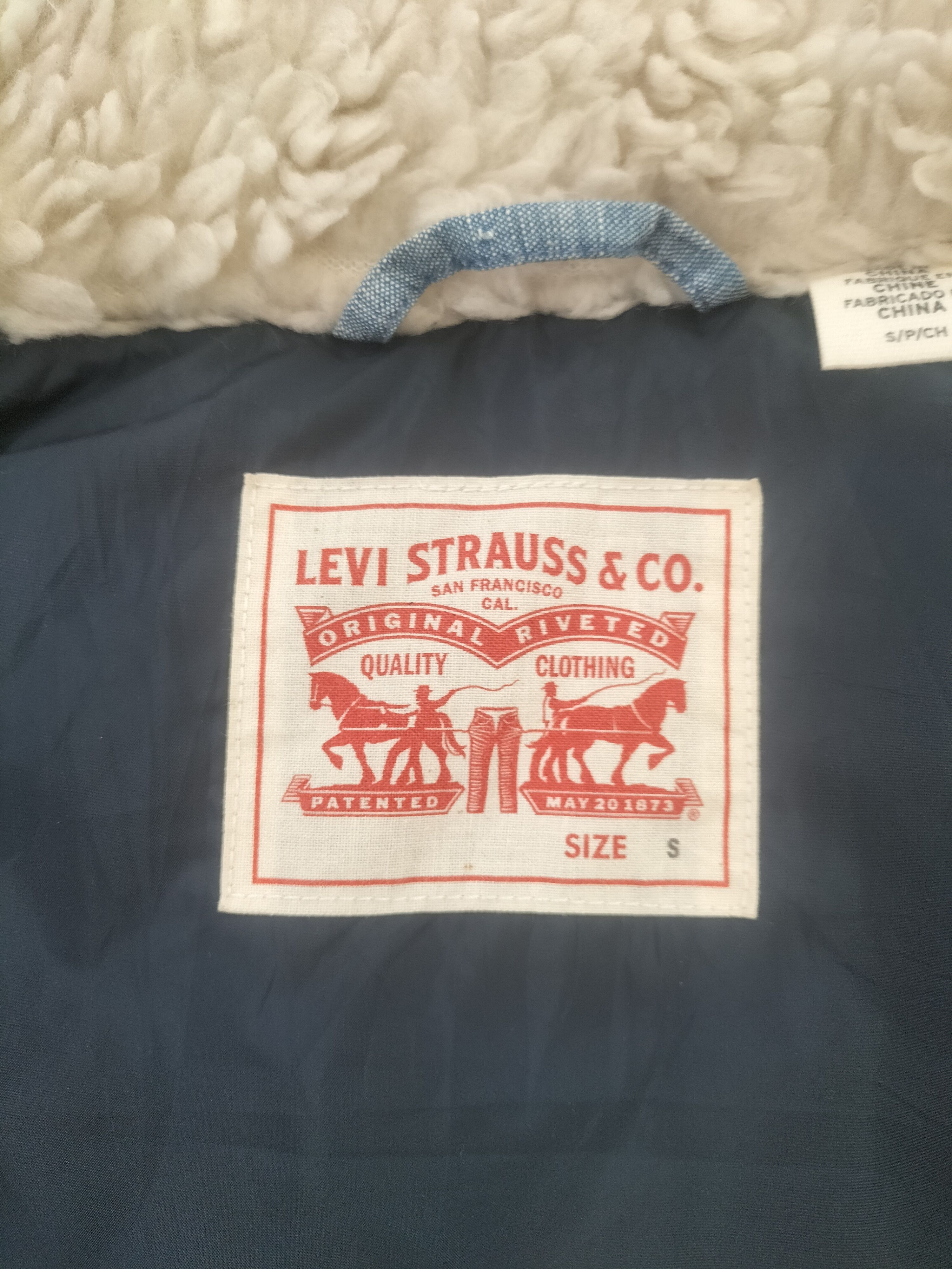 Levi's Levis Puffer Denim Vest Size US S / EU 44-46 / 1 - 3 Thumbnail