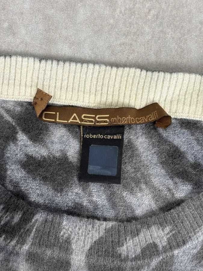 Roberto Cavalli 2000s Roberto Cavalli Grey Leopard Camo Sweater Size US M / EU 48-50 / 2 - 7 Thumbnail