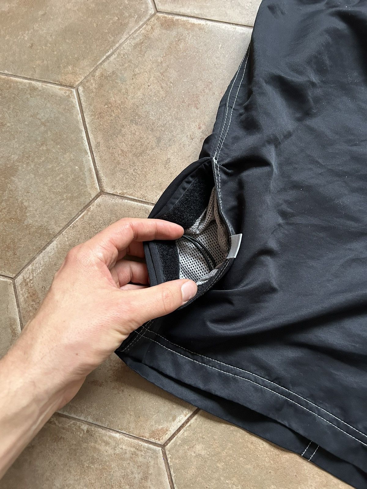 Nike × Vintage Vintage Nike Swoosh Y2K Swimming Shorts Size US 36 / EU 52 - 4 Thumbnail