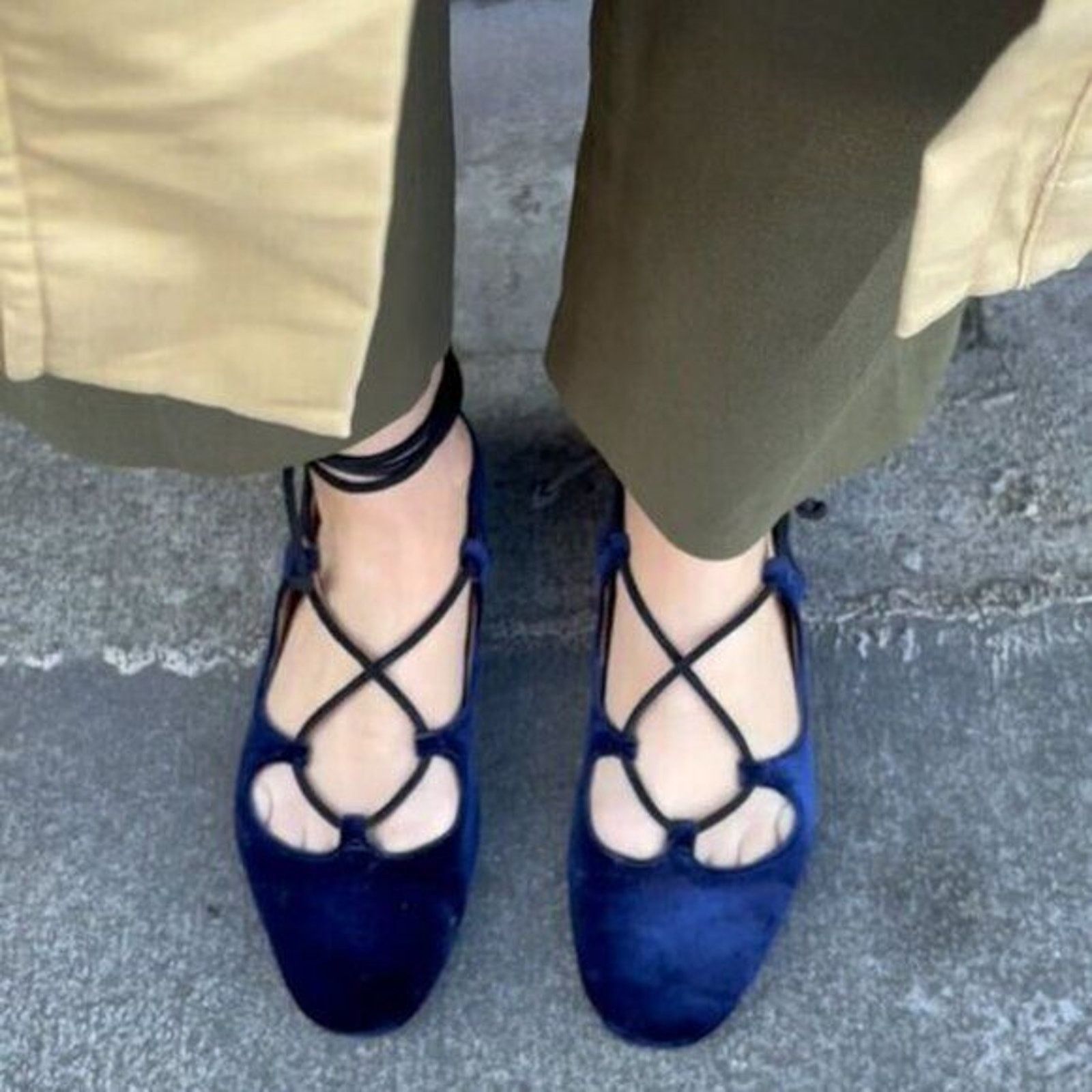 Zara ZARA Flats with Tie Closure NWT Size US 8 / IT 38 - 1 Thumbnail