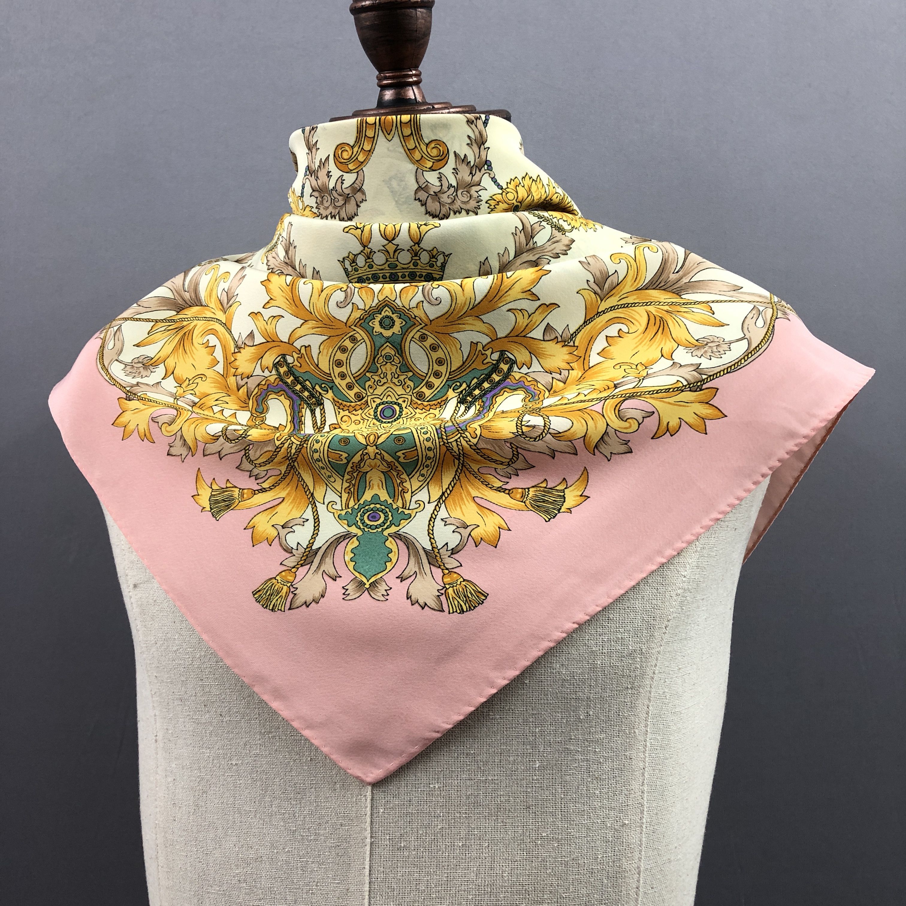 Other Vintage Luxury SILK Scarf Twill Stole Wraps Scarves Size ONE SIZE - 4 Thumbnail