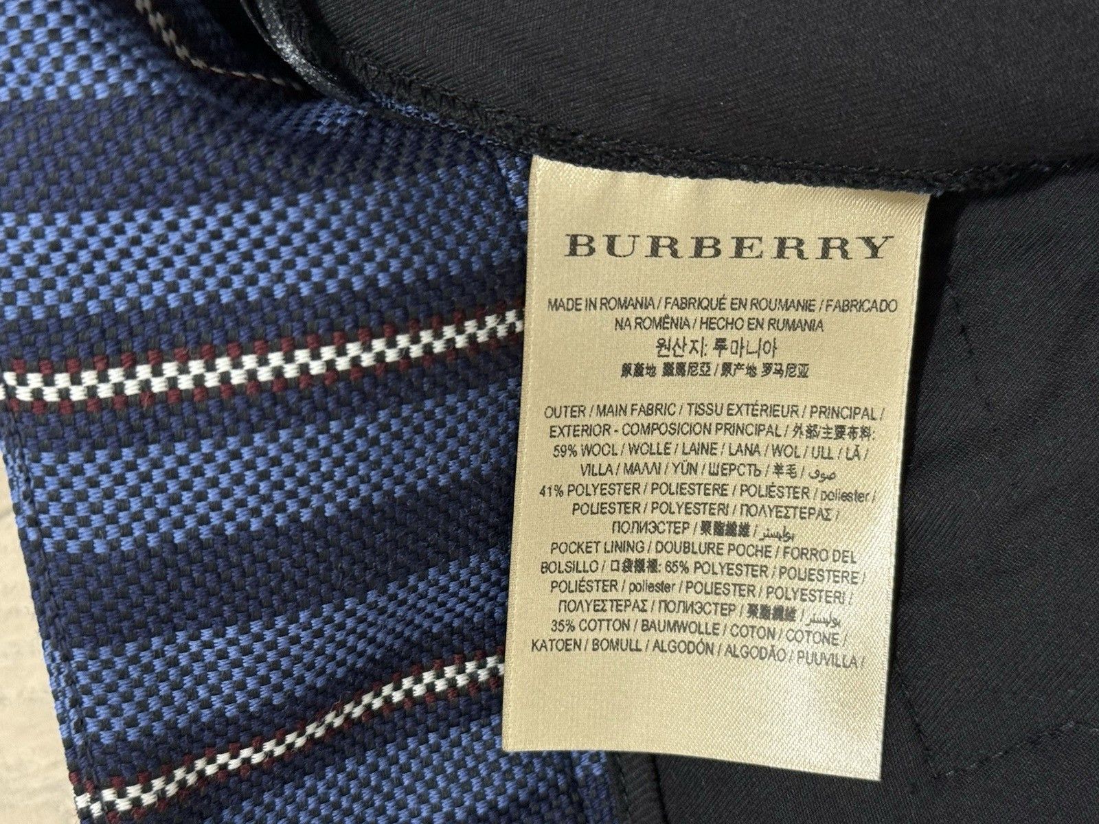 Burberry DDP Womens Burberry Stripped Shorts size IT-42 / US-8 Size 28" / US 6 / IT 42 - 16 Thumbnail
