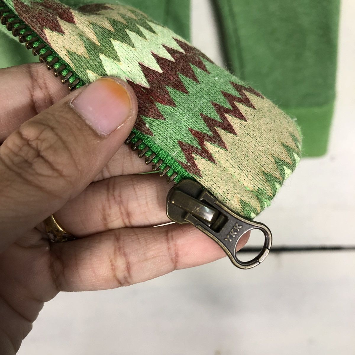 Beams Japan 📌Zipper Hoodie Beams Hearts Navajo Chimayo Design Size US M / EU 48-50 / 2 - 19 Thumbnail