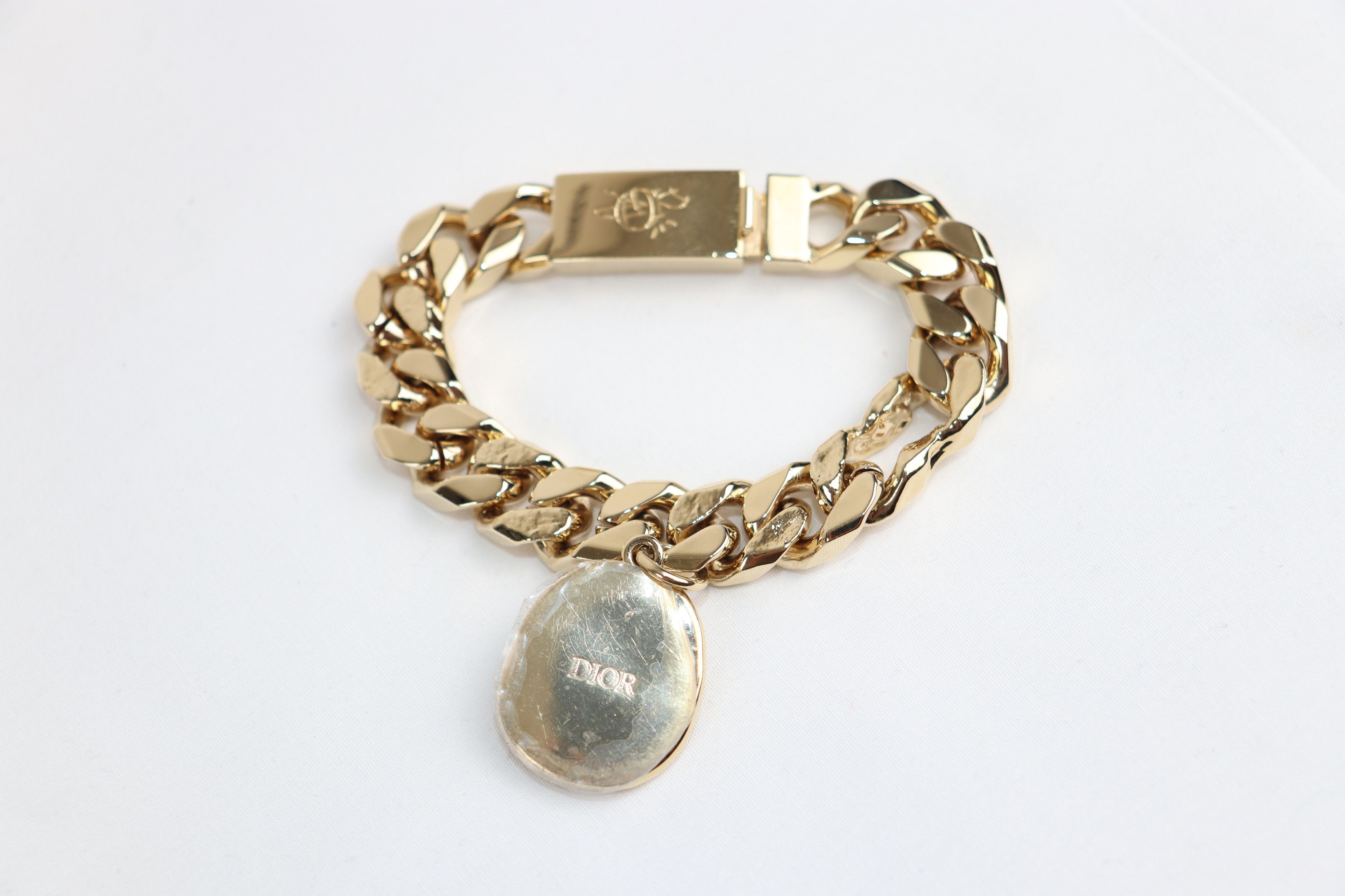 Dior × Travis Scott o1rshd10124 Size: OS/ Gold Cactus Bracelet in Gold Size ONE SIZE - 2 Thumbnail