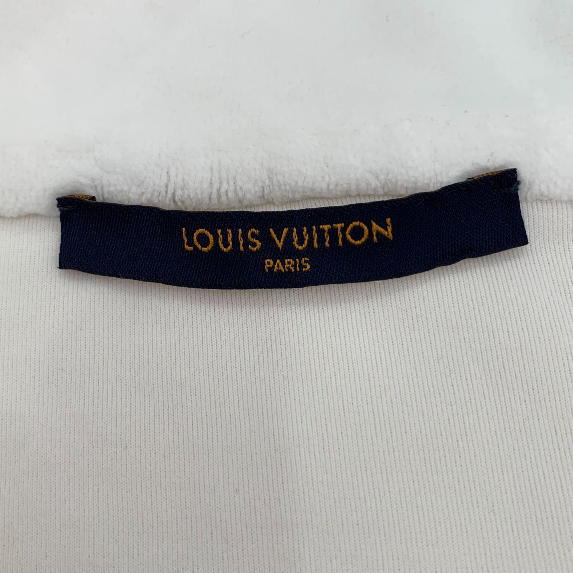 Louis Vuitton Louis Vuitton White Logo Embossed Half-Zip Cotton Sweatshirt Size US M / EU 48-50 / 2 - 6 Thumbnail