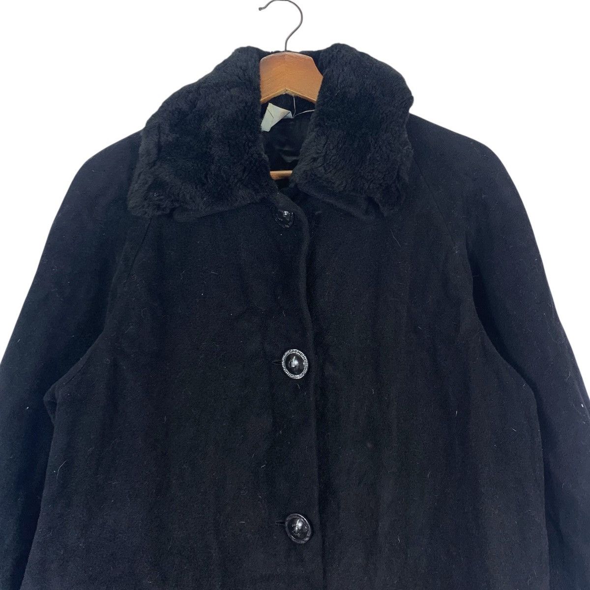 Versace × Vintage Vintage Versace Classic V2 Long Sherpa Jacket Size US M / EU 48-50 / 2 - 2 Thumbnail