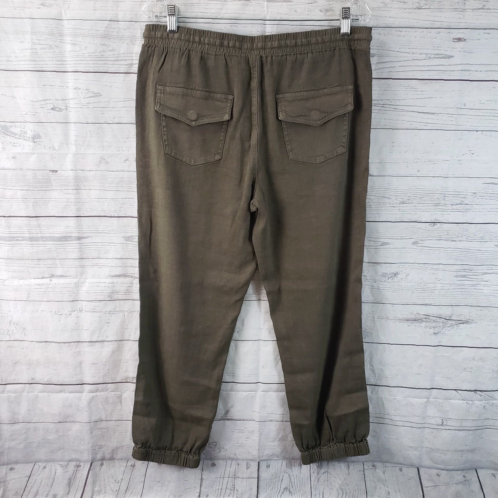 Olive **Lila Ryan Women's Size 8 Green Linen Blend Cropped Pants** User: Lila Ryan Women's Size 8 Olive Green Linen Blend Cropped Pants Size 30" / US 8 / IT 44 - 3 Thumbnail