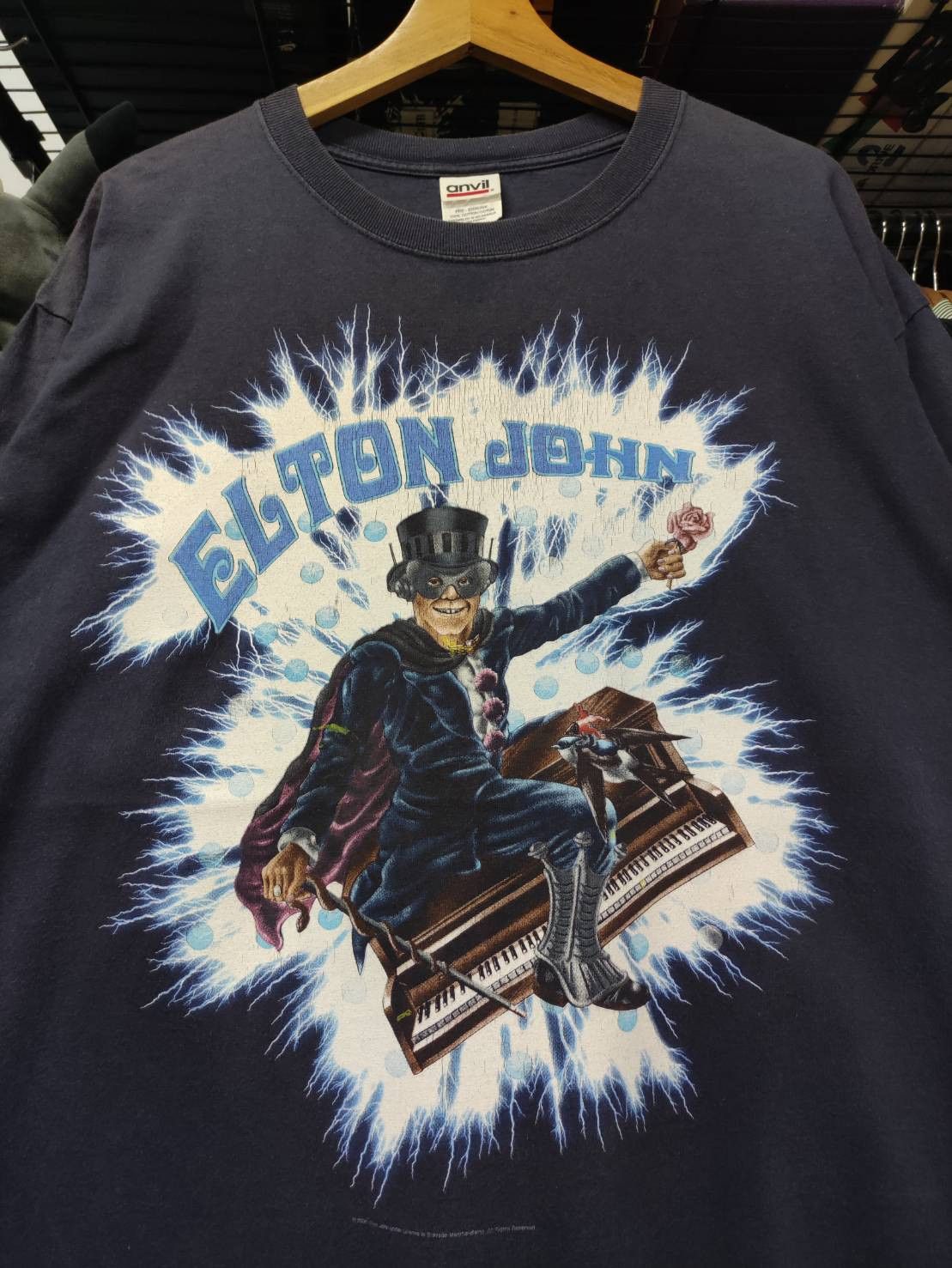 Band Tees Vtg00's Elton John Captain Fantastic & the Brown Dirt Cowboy Size US XL / EU 56 / 4 - 1 Thumbnail