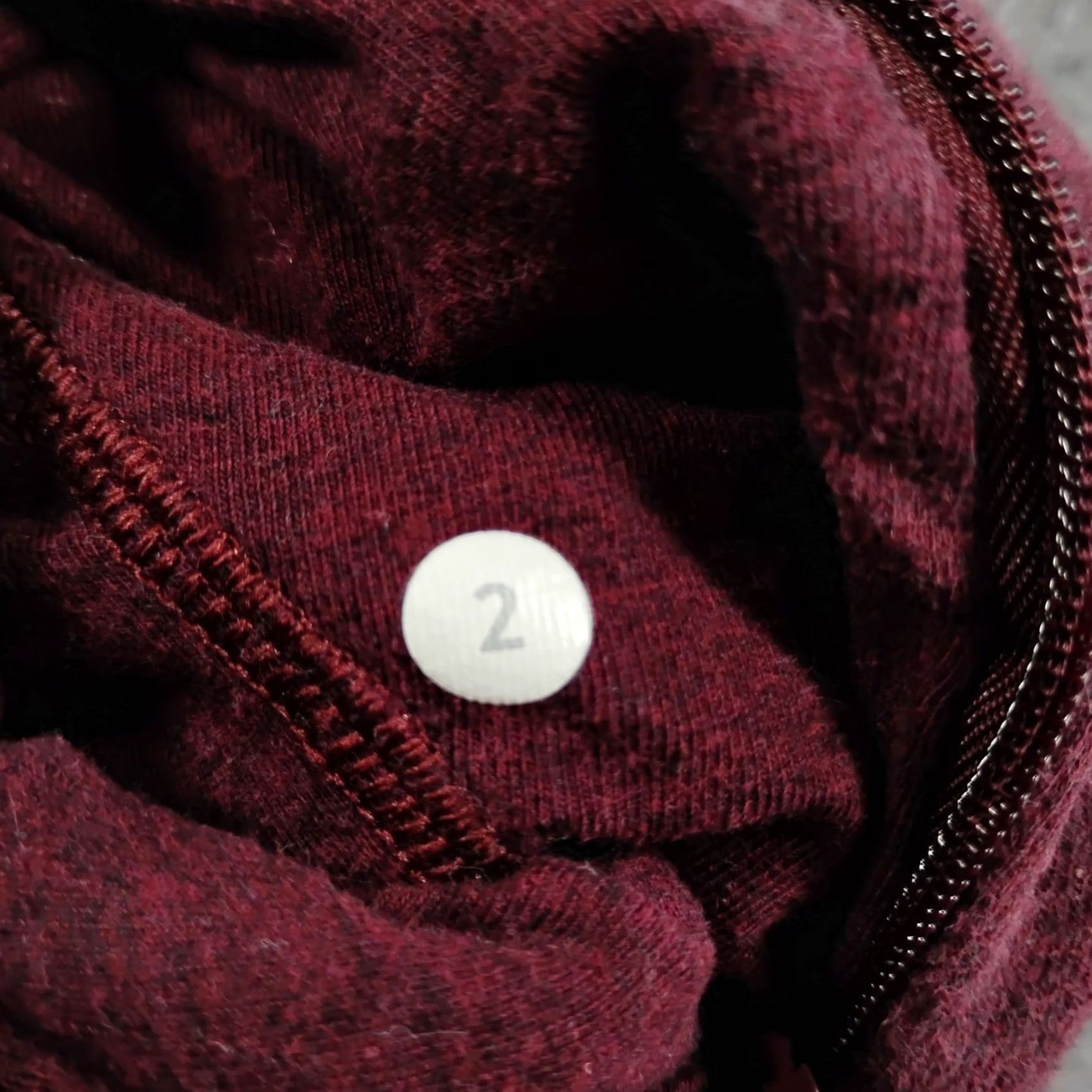 Lululemon Lululemon Hoodie Pullover Activewear Maroon Heathered Wine Size 2 Size XS / US 0-2 / IT 36-38 - 2 Thumbnail