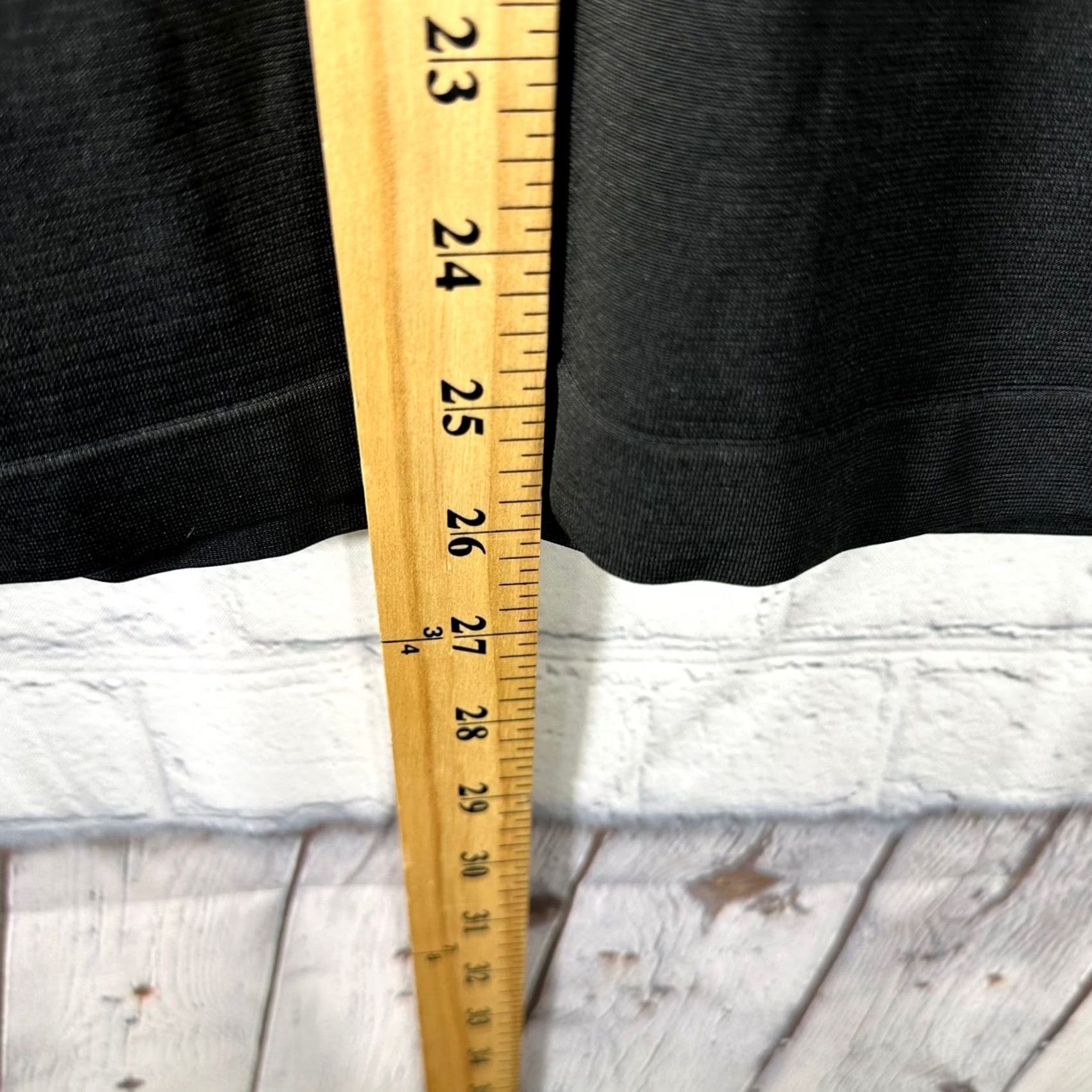 Lululemon Lululemon Swiftly Tech Hoodie Black Long Sleeve Half Zip Running Shirt Womens Size S / US 4 / IT 40 - 7 Thumbnail