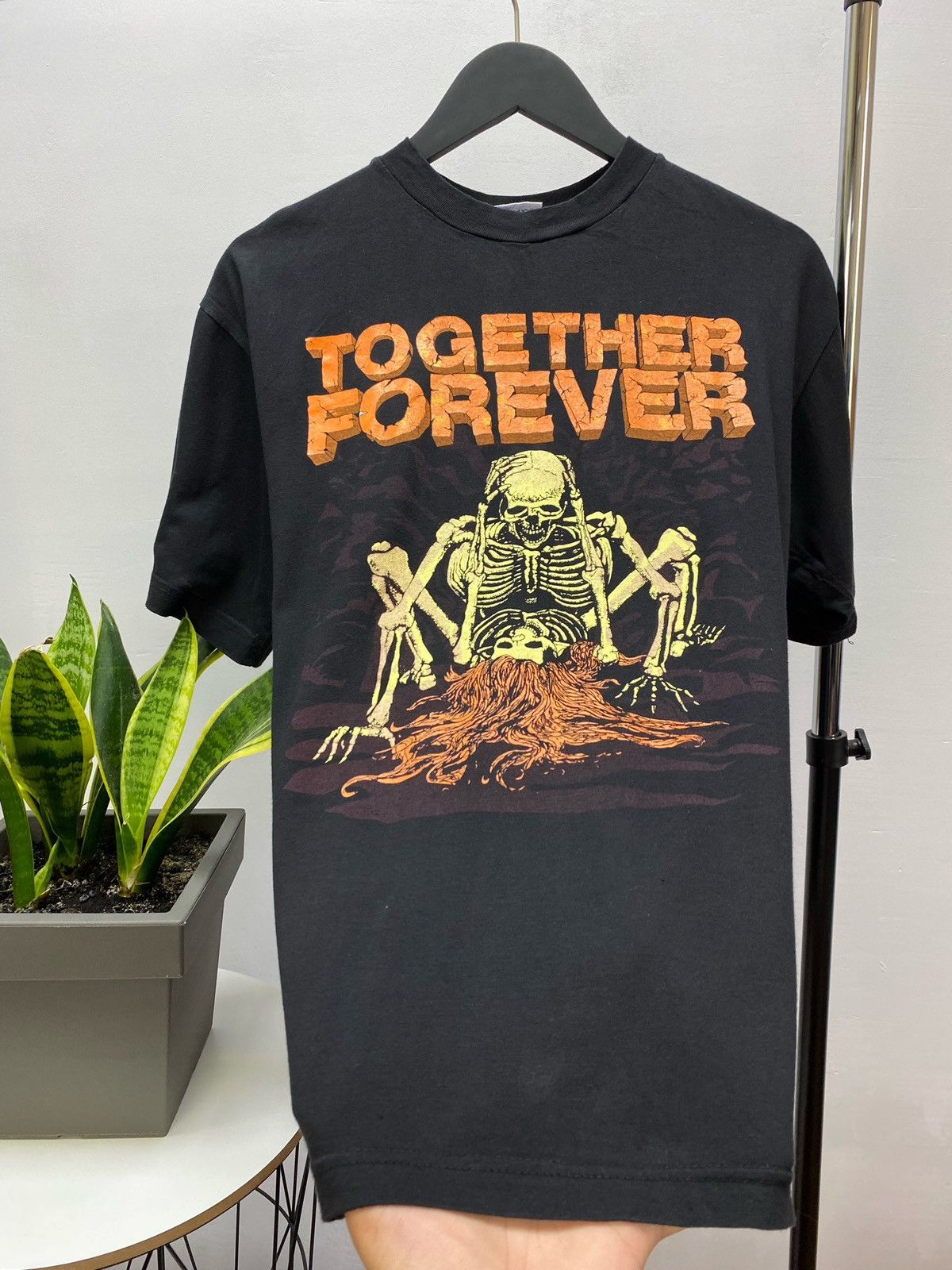 Vintage Vintage Forever Together Skeletons Love T Shirt Size US L / EU 52-54 / 3 - 9 Thumbnail