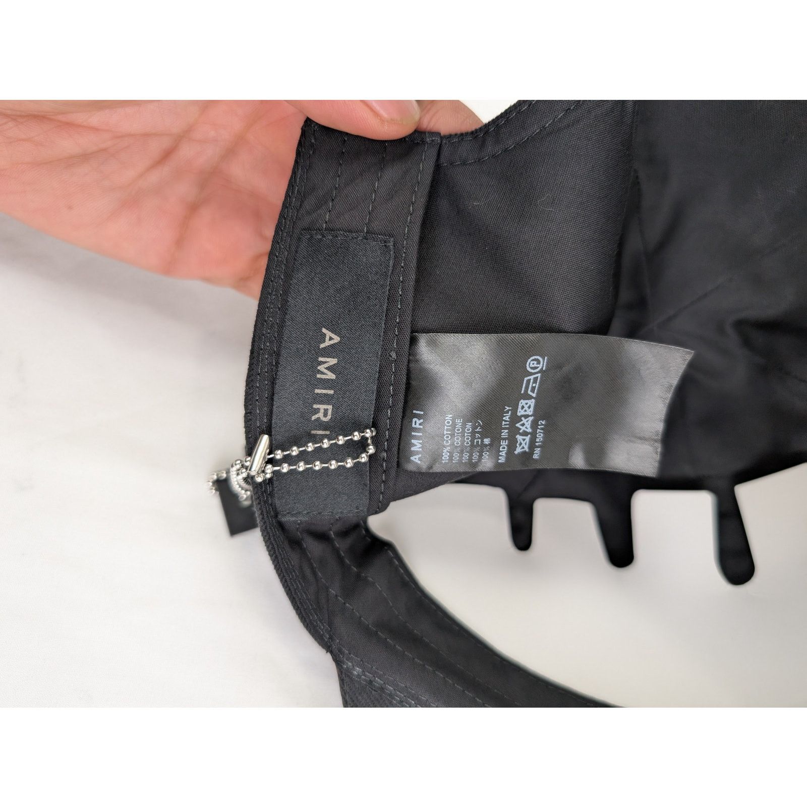 Amiri o1rshd1 Q:3 / Size: OS / Baroque Logo Dad Hat / Cap in Black Size ONE SIZE - 9 Thumbnail