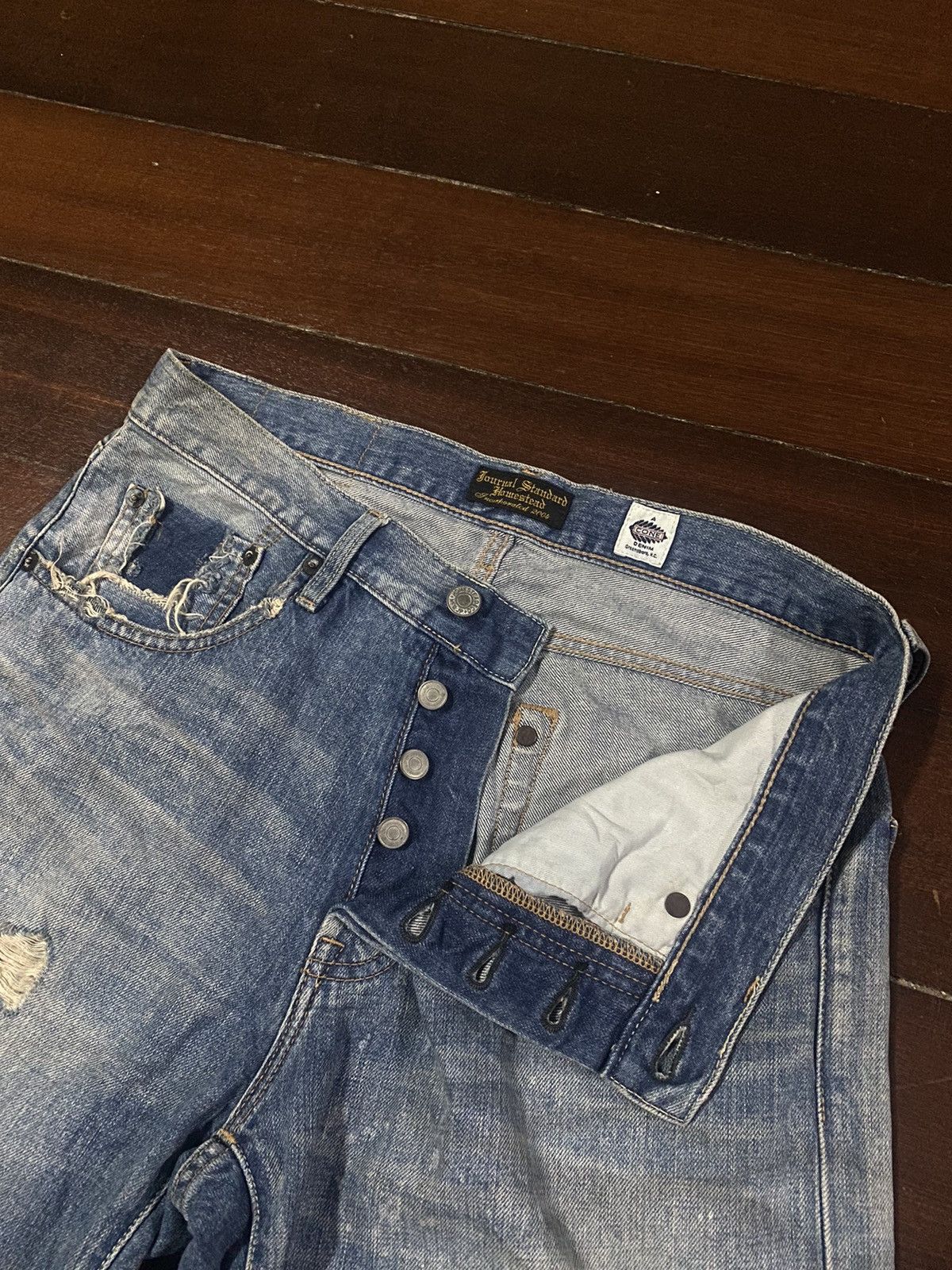 Japanese Brand × Journal Standard FIRE 🔥 JOURNAL STANDARD HOMESTEAD DISTRESSED FLARE JEANS Size US 33 - 9 Thumbnail