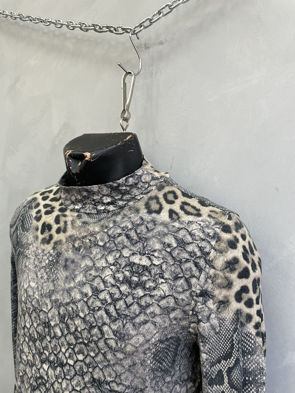 Hysteric Glamour Rare slim fit reptiles print hysteric glamour style top Size US S / EU 44-46 / 1 - 6 Thumbnail