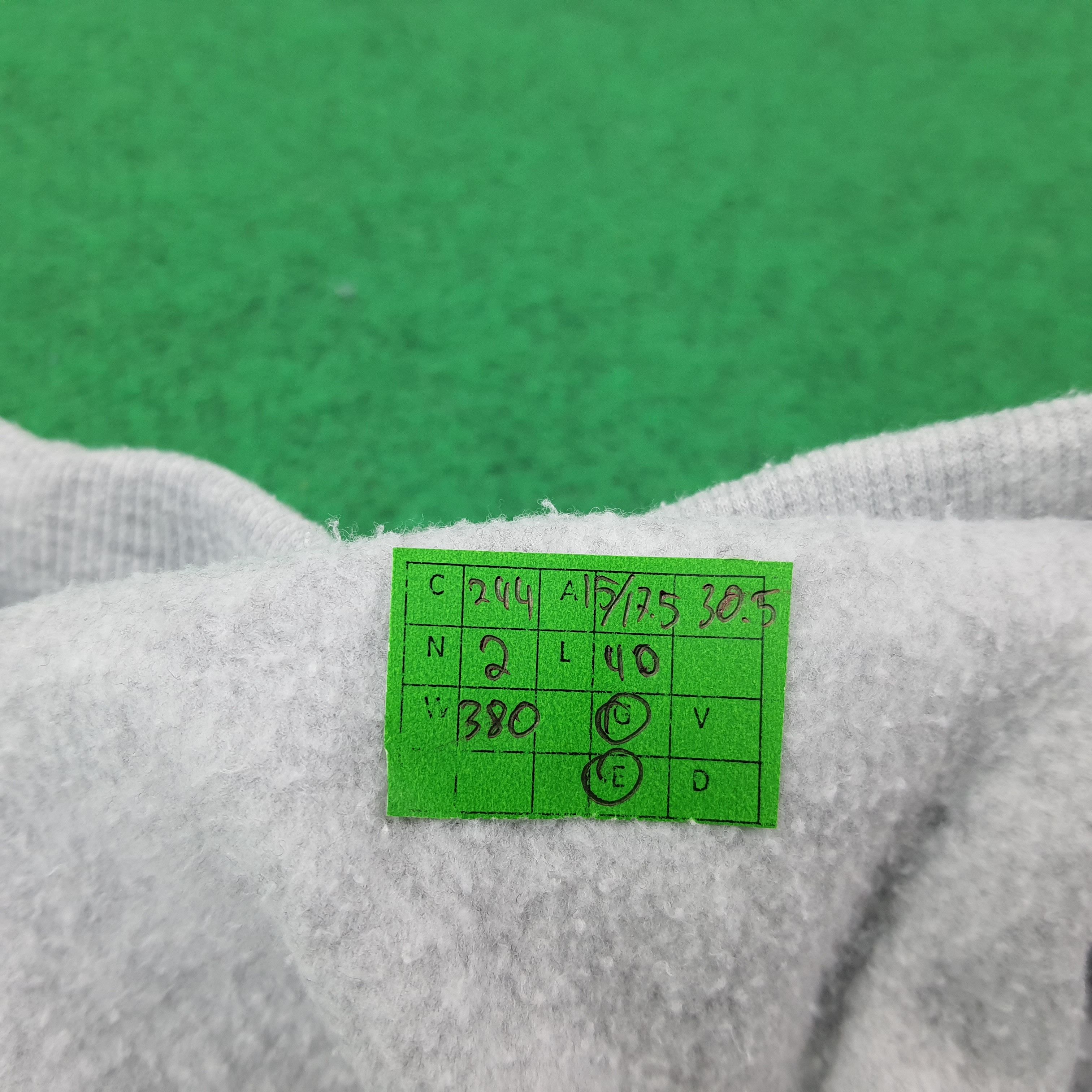 Japanese Brand Vintage Hello Kitty Sweatpants C244N2 Size 32" / US 10 / IT 46 - 6 Thumbnail