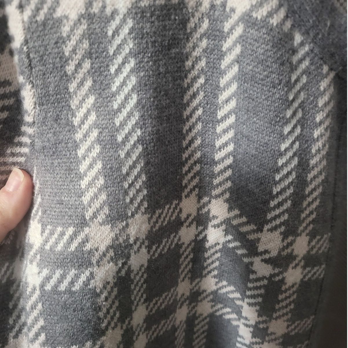 French Connection French Connection Gray. Light Pink & White Plaid Cardigan -S Size S / US 4 / IT 40 - 3 Thumbnail