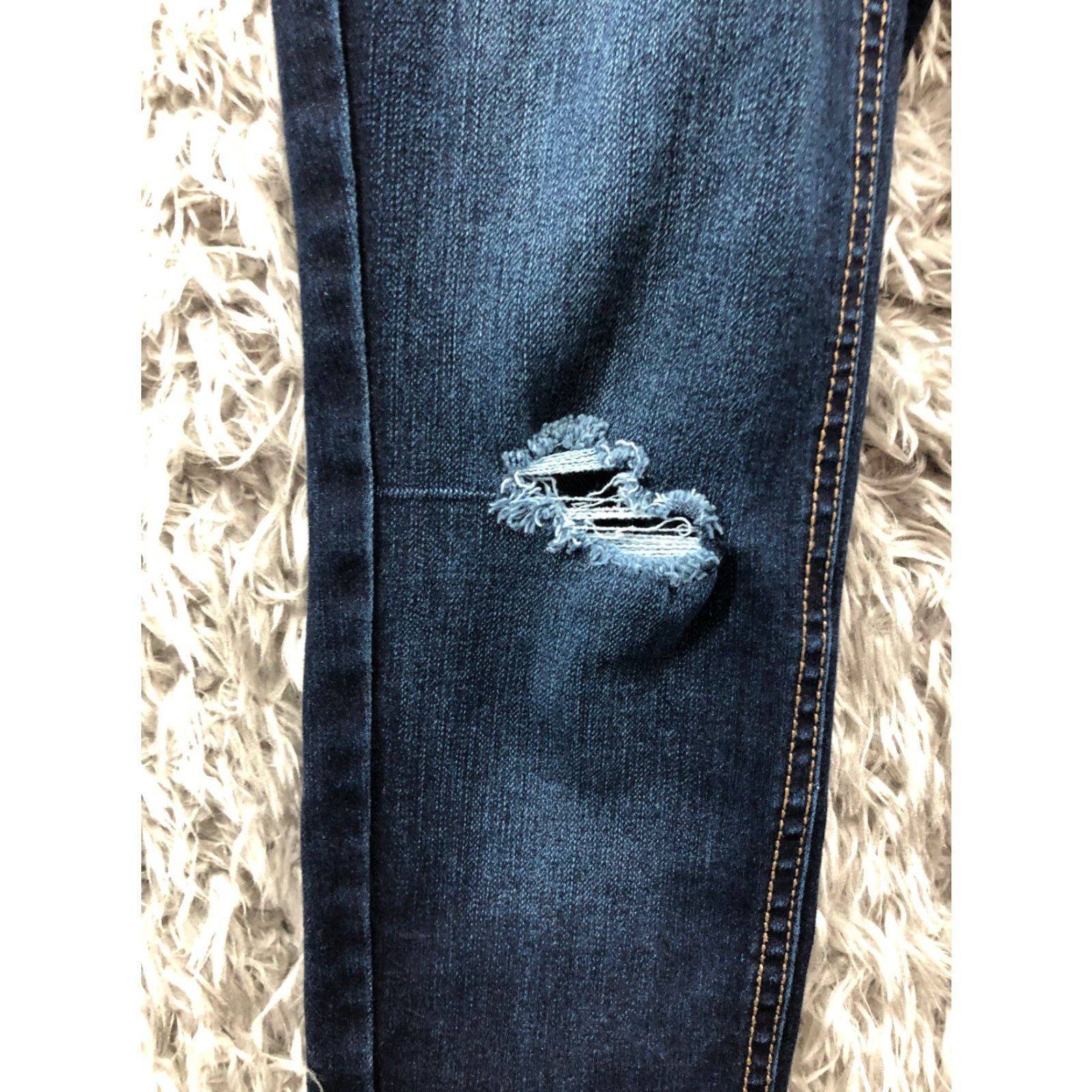 Vintage Time & TRU Skinny Jeans Womens Size 6 Mid Rise Dark Wash Blue Denim Size 28" / US 6 / IT 42 - 5 Thumbnail