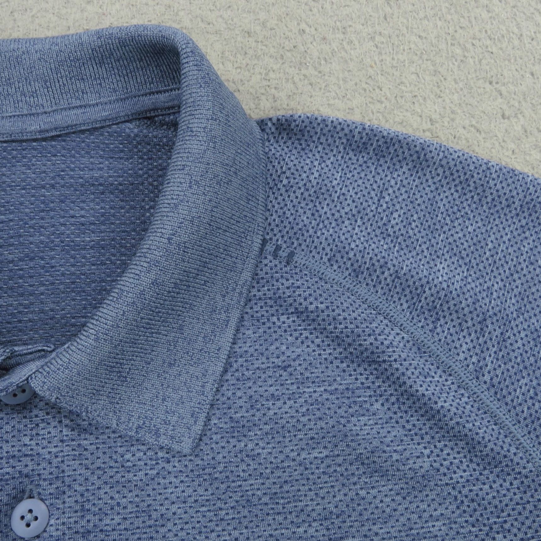 Lululemon Lululemon Polo Mens Large Blue Metal Vent Tech Shirt Collared Performance Size US L / EU 52-54 / 3 - 3 Thumbnail