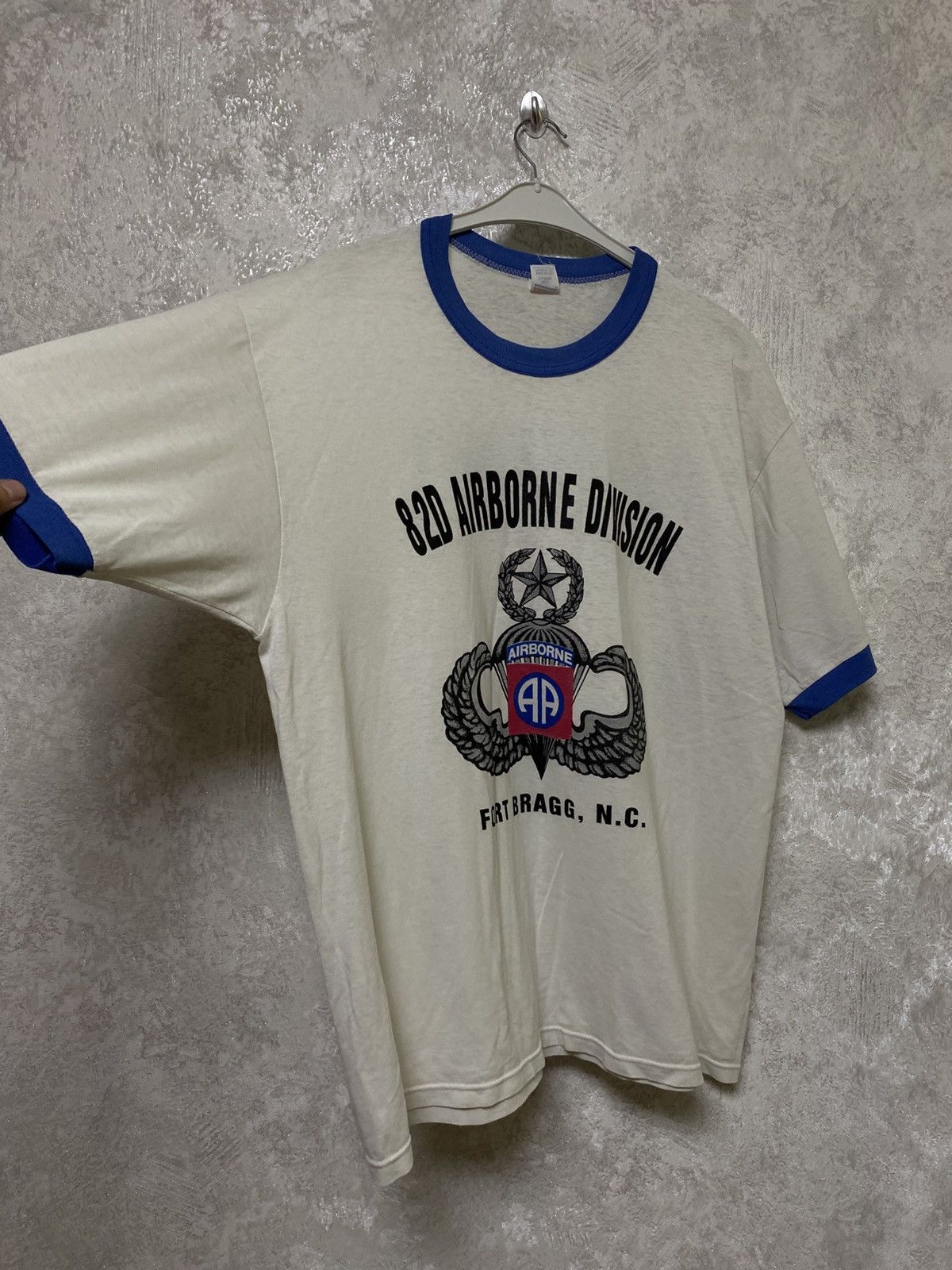 Other 82D Airborne Division Reenlist All American 80s t-shirt Size US XL / EU 56 / 4 - 2 Thumbnail