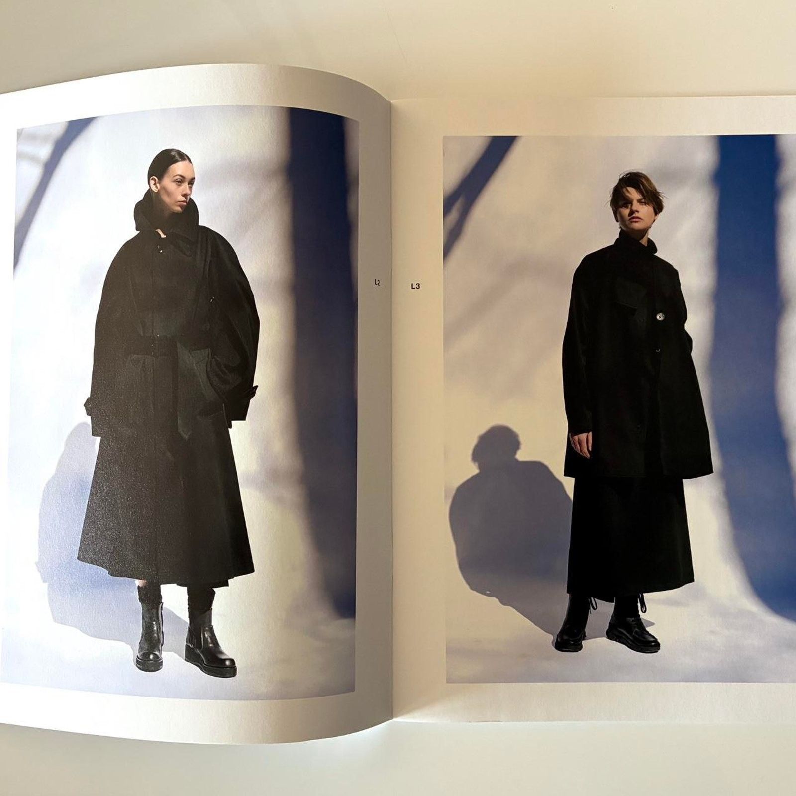 Japanese Brand × Yohji Yamamoto Y’s by Yohji Yamamoto 2022/23 look Book catalog Size ONE SIZE - 3 Thumbnail