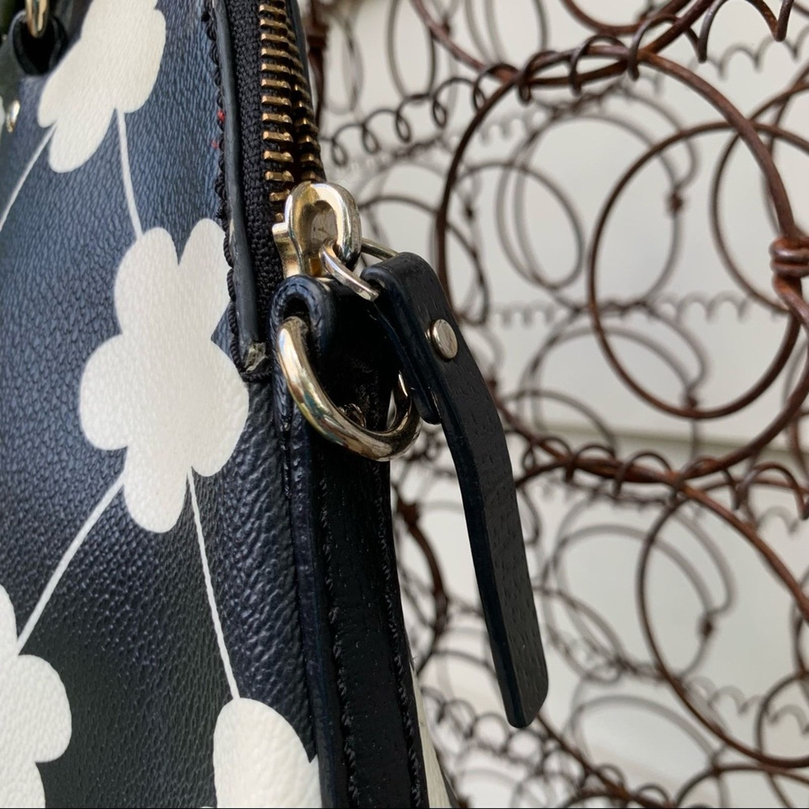 Kate Spade Kate Spade Rachelle Wellesley black floral purse Size ONE SIZE - 4 Thumbnail