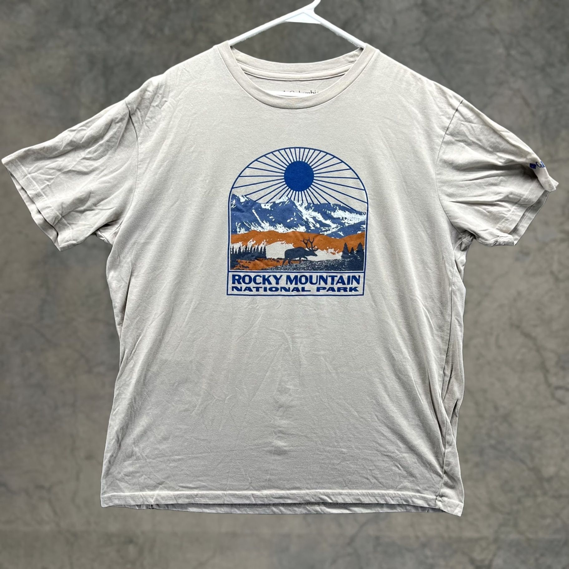 Vintage Columbia Shirt Mens XL Beige Graphic Tee Outdoor Rocky Mountain National Park Size US XL / EU 56 / 4 - 1 Thumbnail