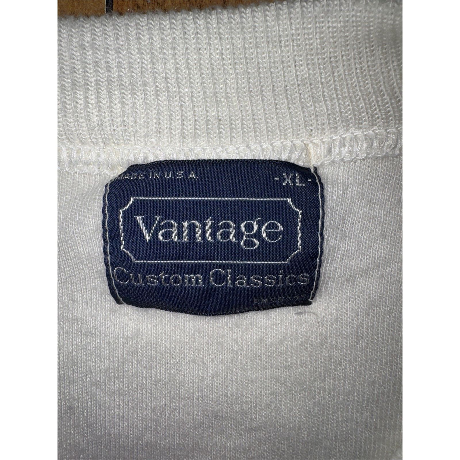 Vintage Vintage USA Vantage Cashmere V Neck Sweater White XL 76 Gas Size US XL / EU 56 / 4 - 3 Thumbnail