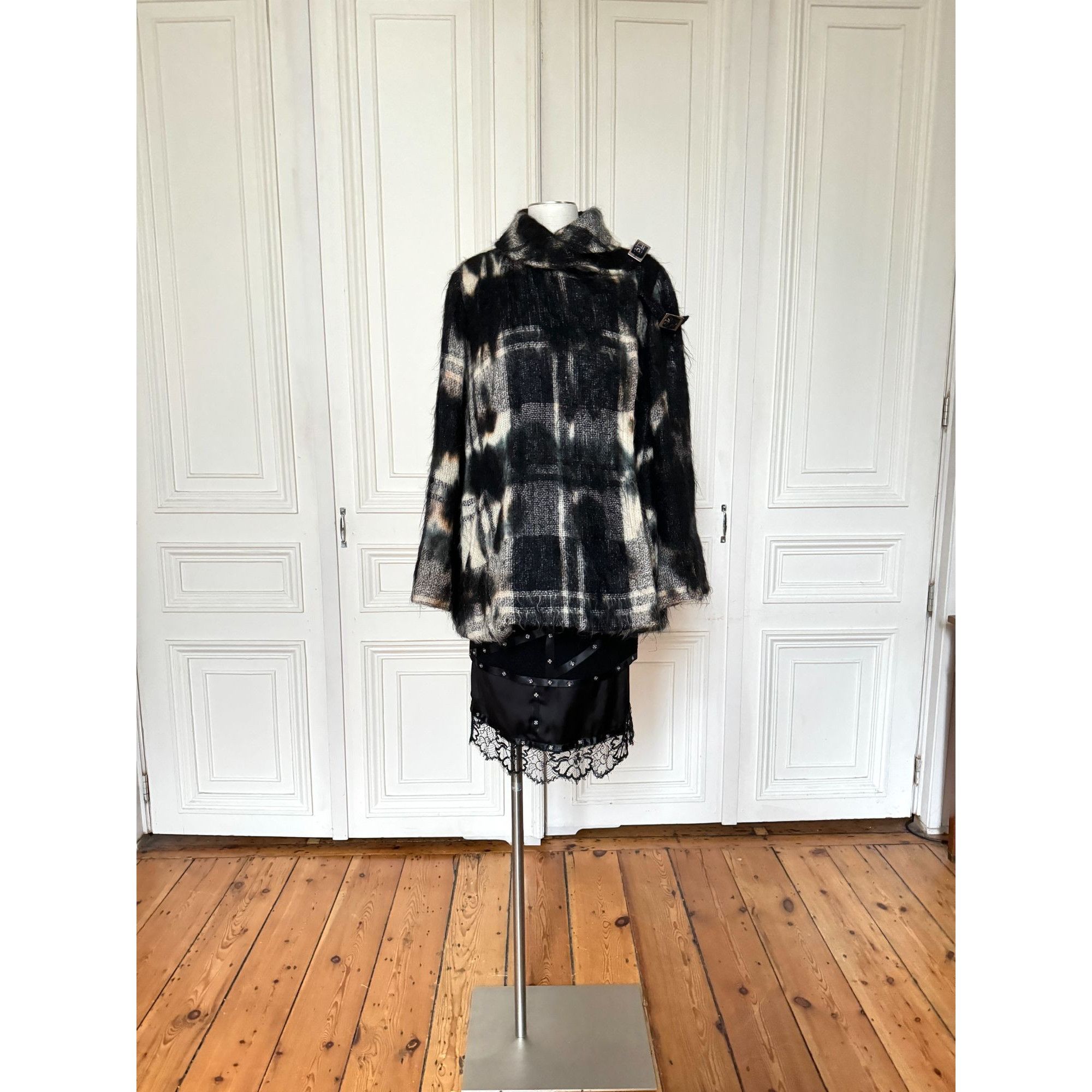 Thierry Mugler 1990s Oversized Mohair Wool Jacket Size L / US 10 / IT 46 - 2 Thumbnail
