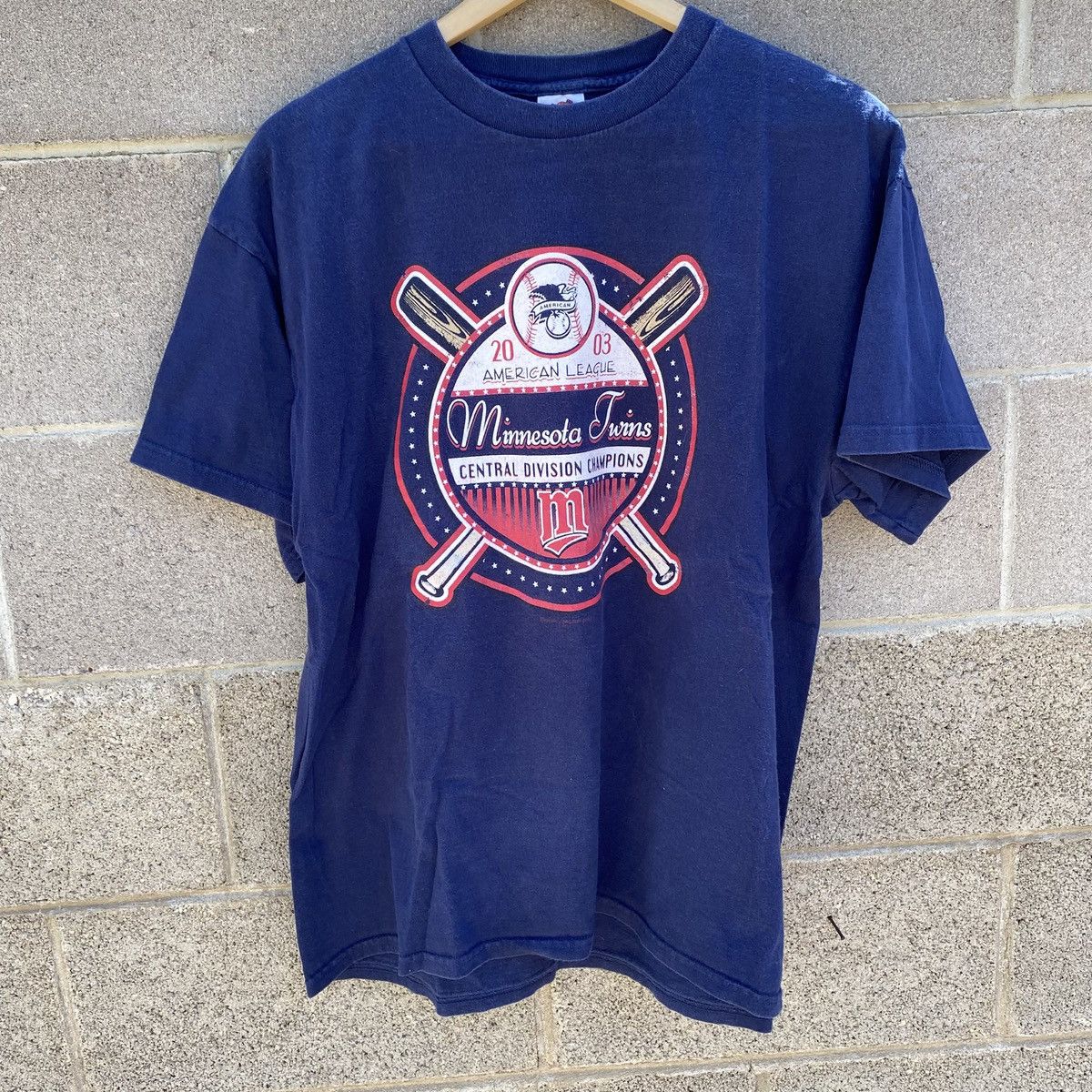 Fruit Of The Loom Vintage 2003 Minnesota Twins Baseball Champions Shirt XL MLB Size US XL / EU 56 / 4 - 2 Thumbnail