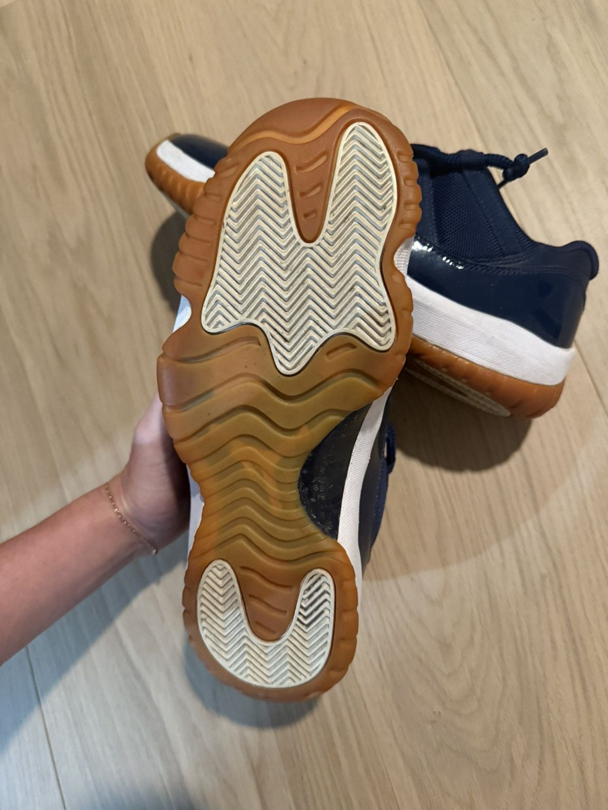 Jordan Brand Retro 11 low Midnight Navy Size US 8.5 / EU 41-42 - 3 Thumbnail