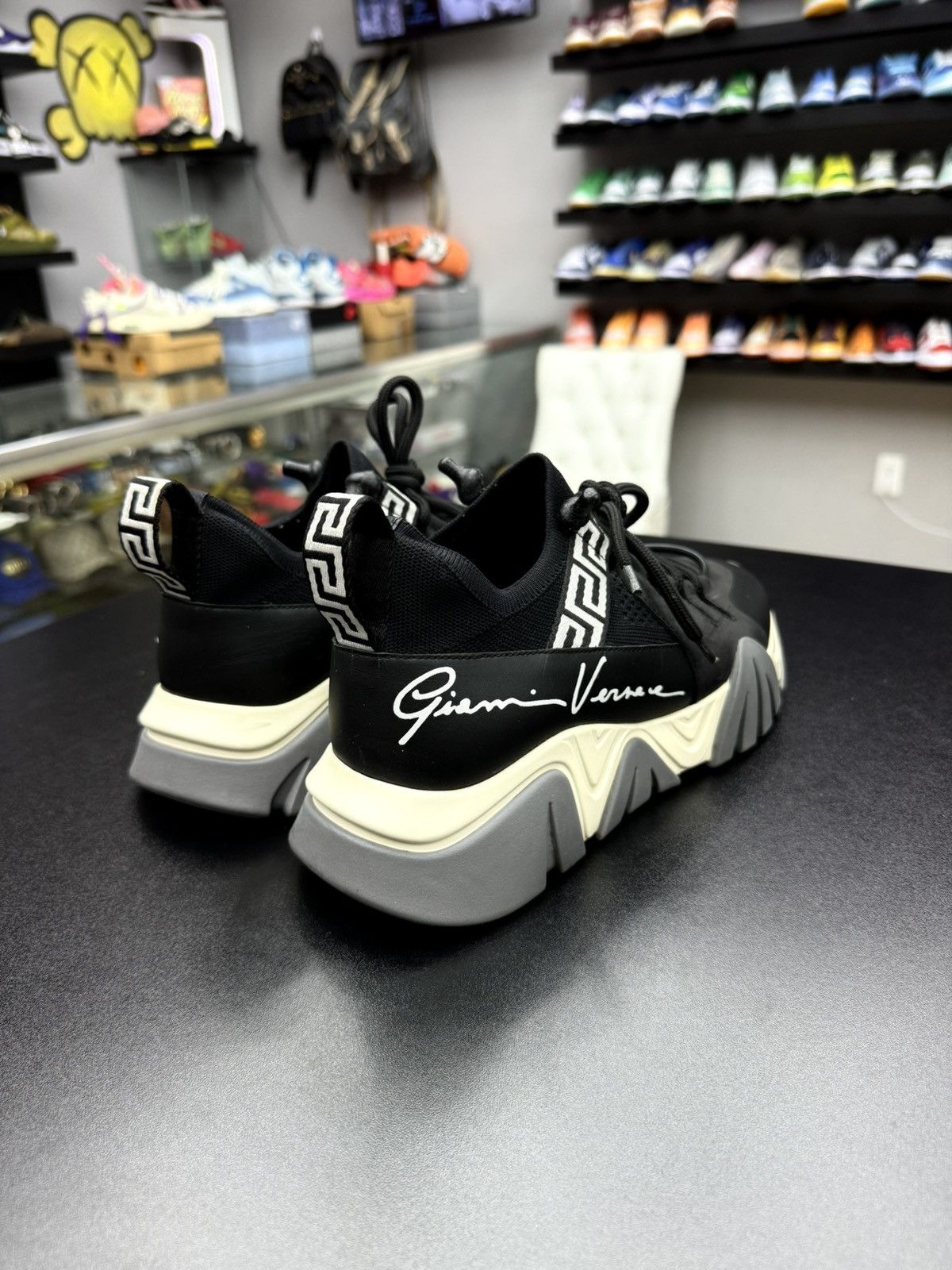 Versace Versace Squalo Black Signature Trainer Shoes Size 40 / 7 US Size US 7 / EU 40 - 12 Thumbnail