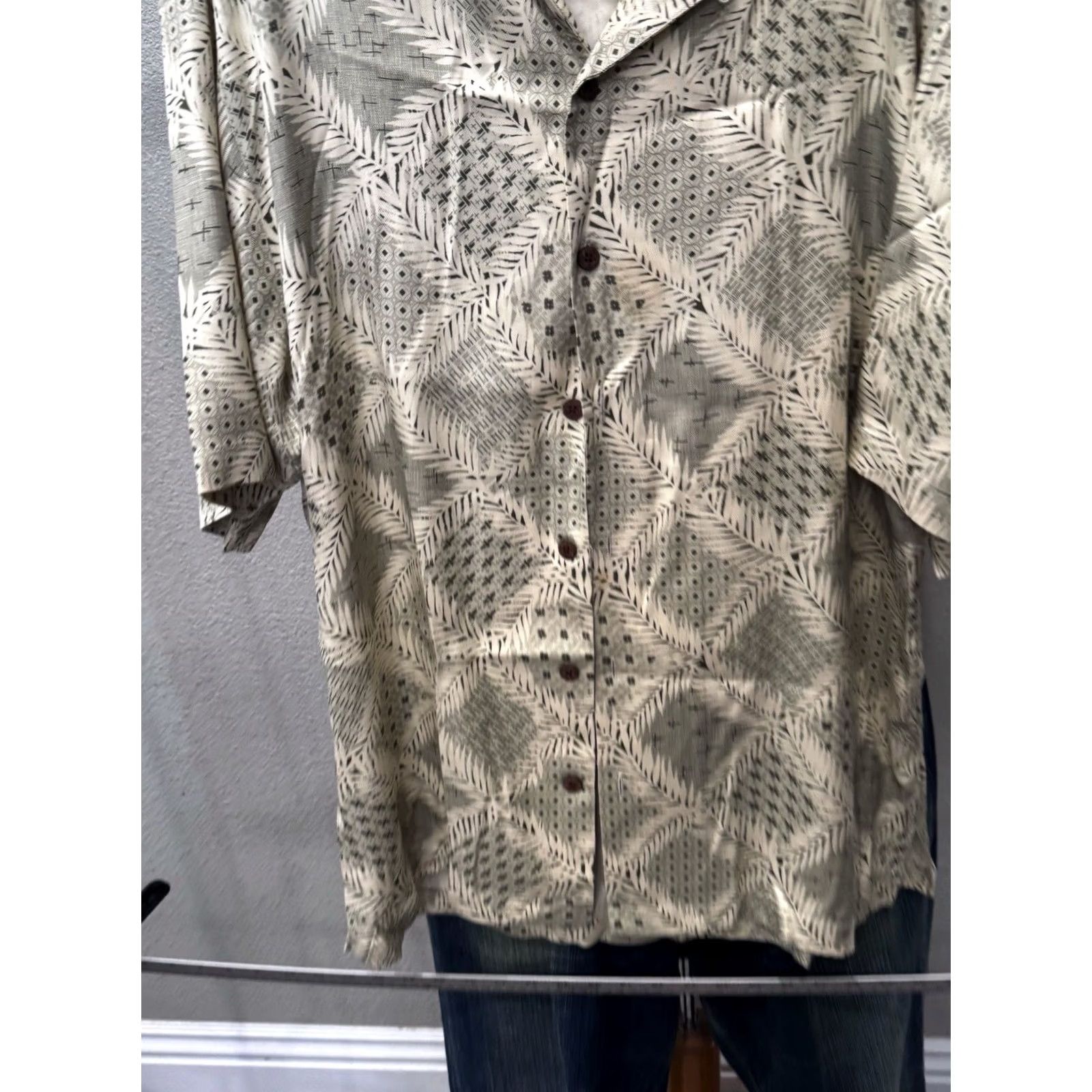 Tommy Bahama Tommy Bahama Shirt Short Sleeve Button Up Pattern M Multicolor Mens Silk Artwork Shirt Size US M / EU 48-50 / 2 - 3 Thumbnail