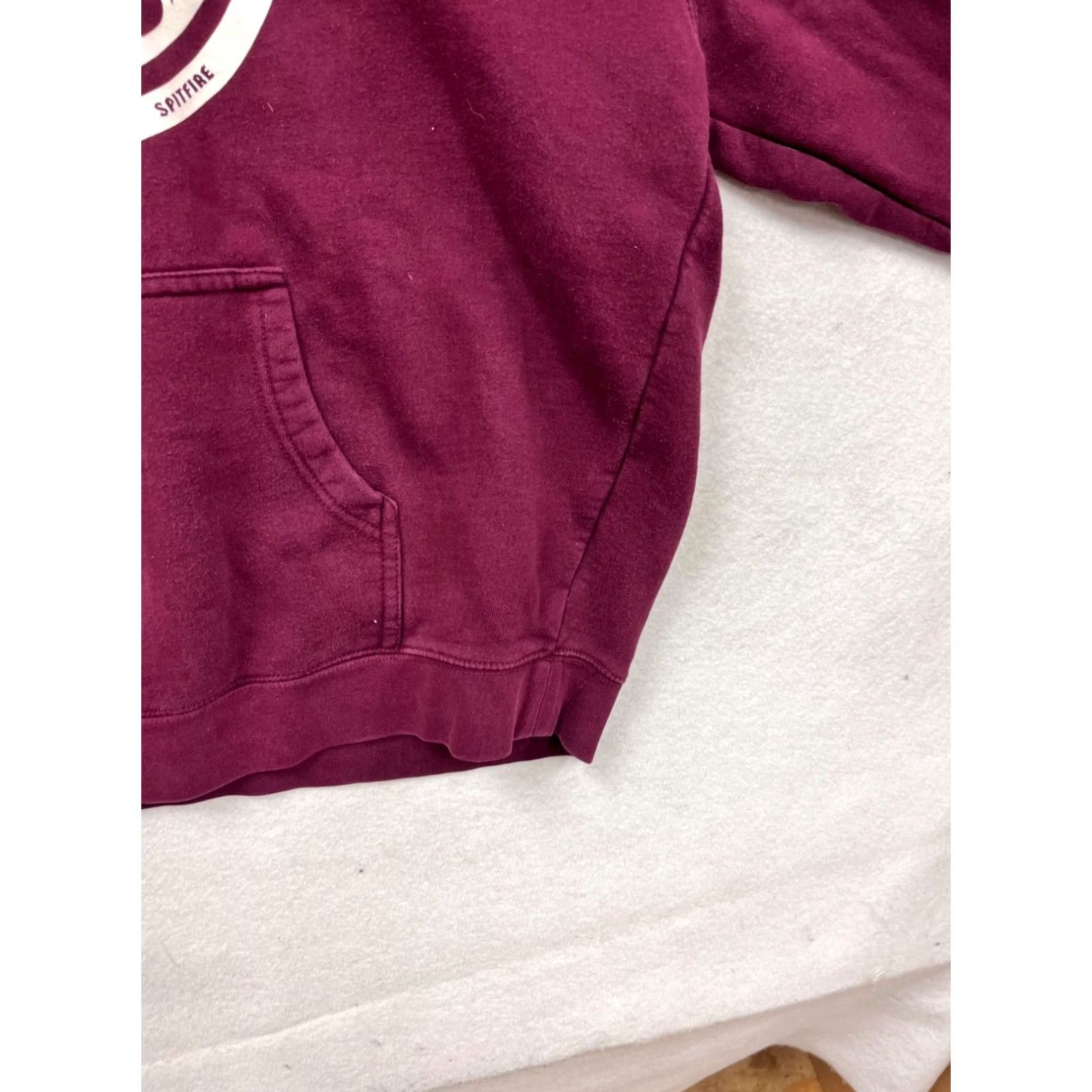 Spitfire Spitfire Burgundy Hoodie XL Graphic Flame Logo Pullover Sweatshirt Mens XL Burgandy (spelling corrected: burgundy) Size US XL / EU 56 / 4 - 6 Thumbnail
