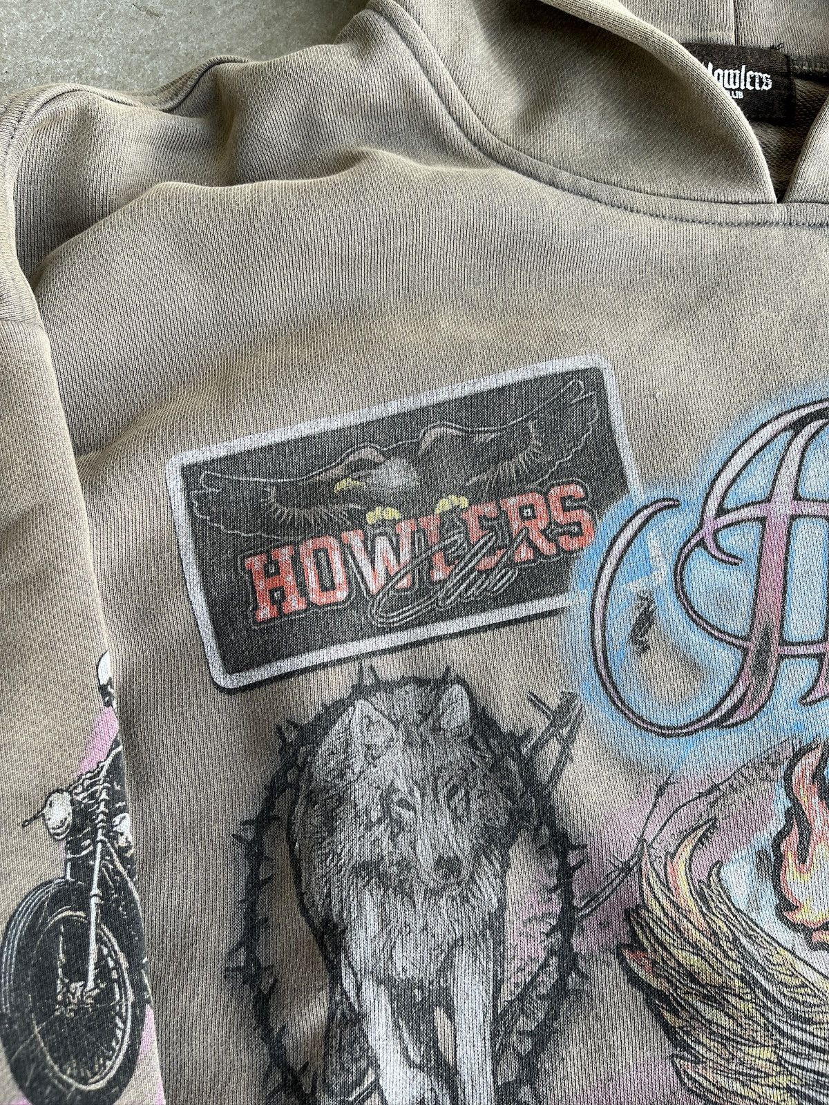 Other Howlers Club Faded Graphic Hoodie (unisex) Size US L / EU 52-54 / 3 - 16 Thumbnail