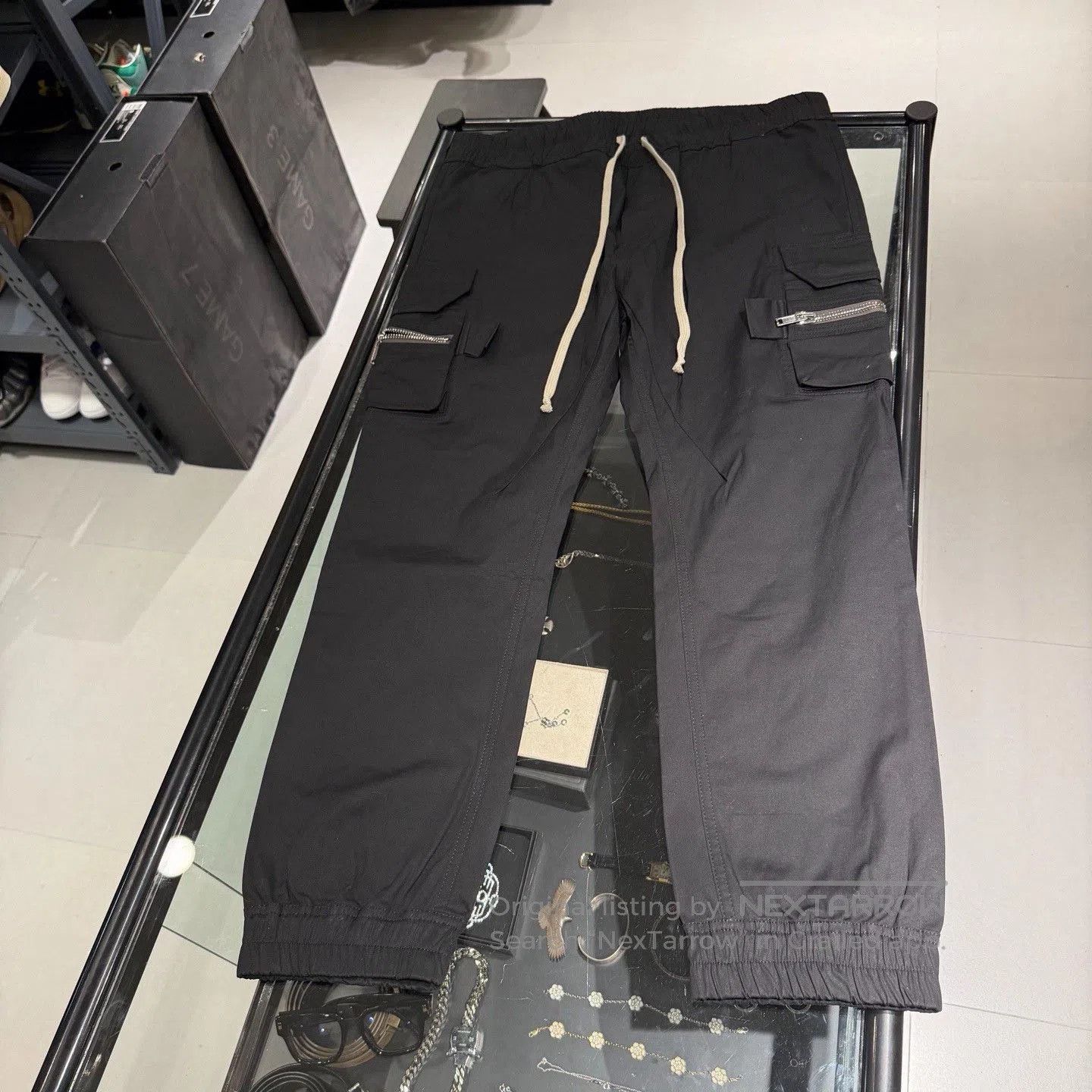 Rick Owens Rick Owens Men's Black Cargo Pants. Size US 40 / EU 56 - 1 Thumbnail