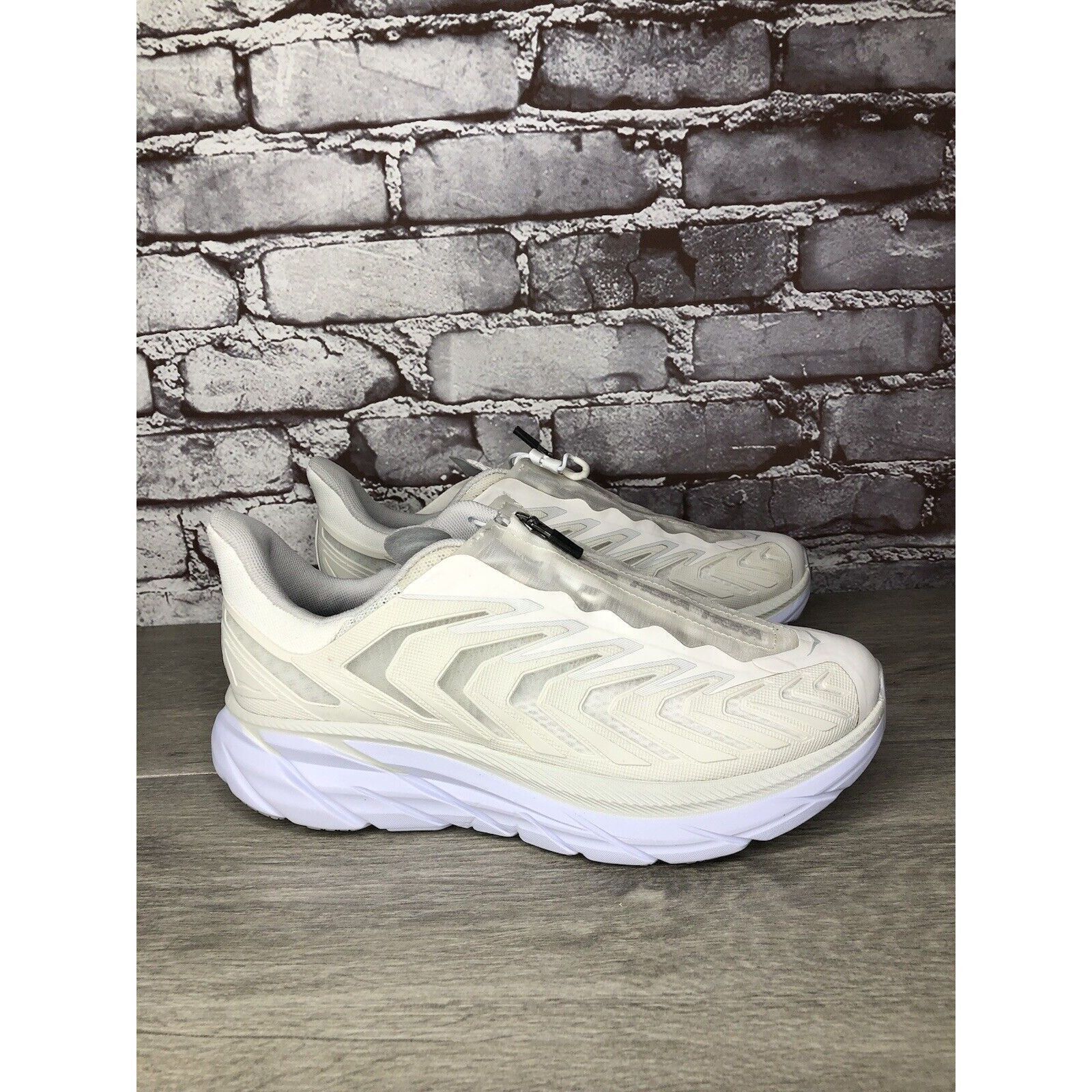 Hoka HOKA Project Clifton Blanc de Blanc Lunar White Mesh Center Size US 8 / EU 41 - 15 Thumbnail
