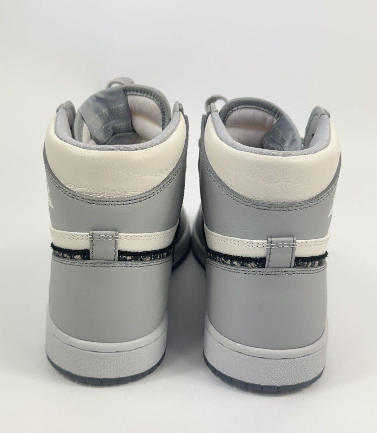 Dior × Jordan Brand AIR DIOR HIGH TOP SNEAKERS Size US 9.5 / EU 42-43 - 3 Thumbnail