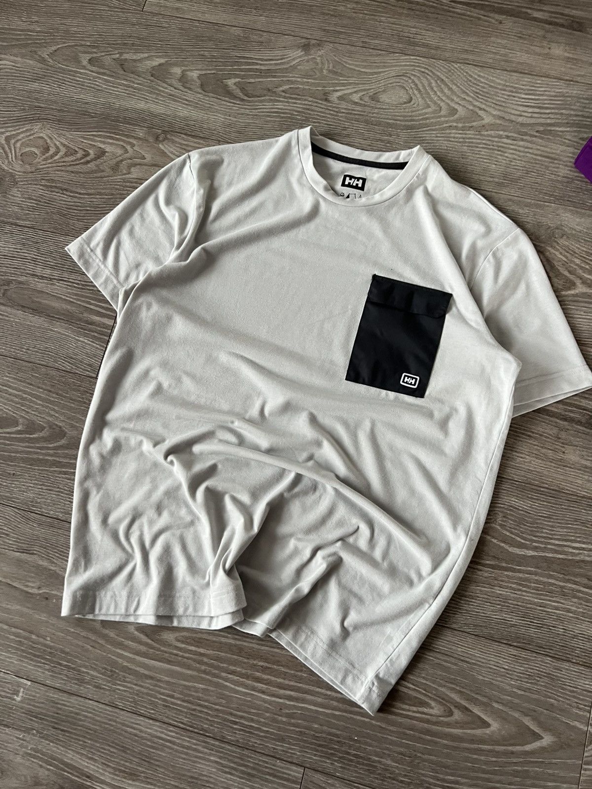 Helly Hansen Helly Hansen Norway Style Patch Pocket Active T-Shirt Size US L / EU 52-54 / 3 - 10 Thumbnail