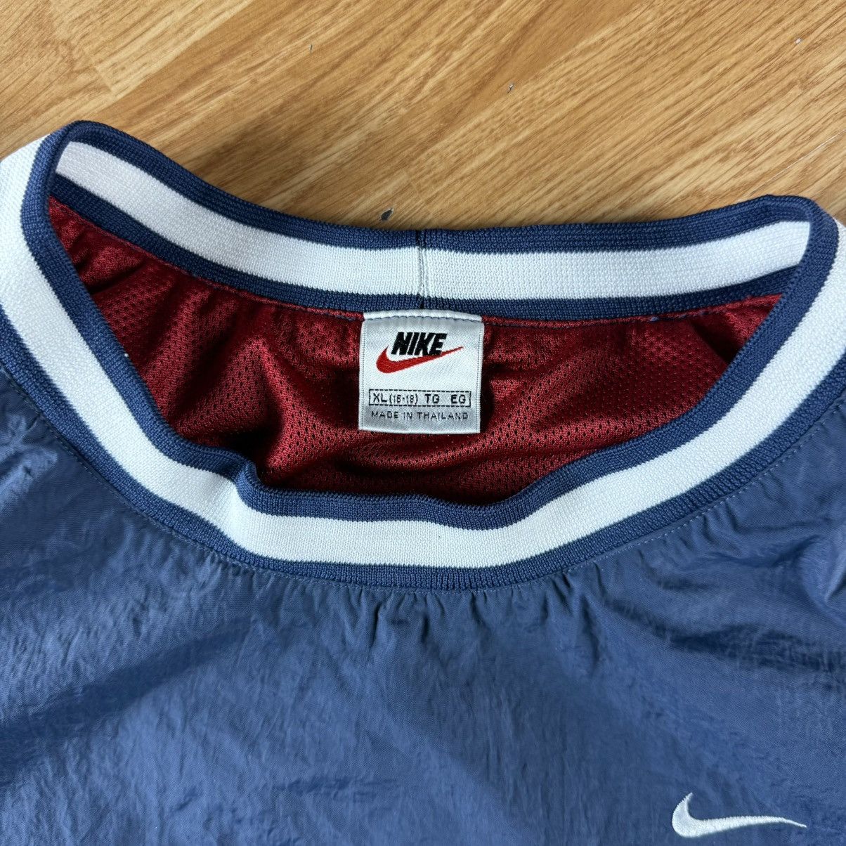 Nike 90s vintage nike windbreaker pullover Size US M / EU 48-50 / 2 - 4 Thumbnail