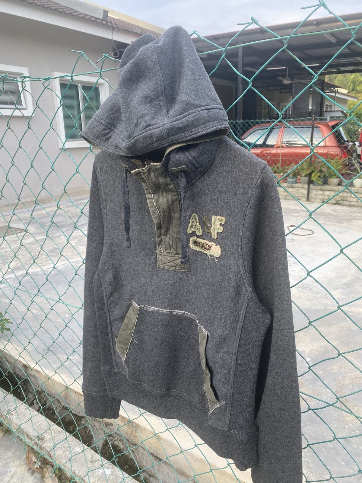 Abercrombie & Fitch Abercrombie & Fitch pullover hoodie Size US M / EU 48-50 / 2 - 3 Thumbnail