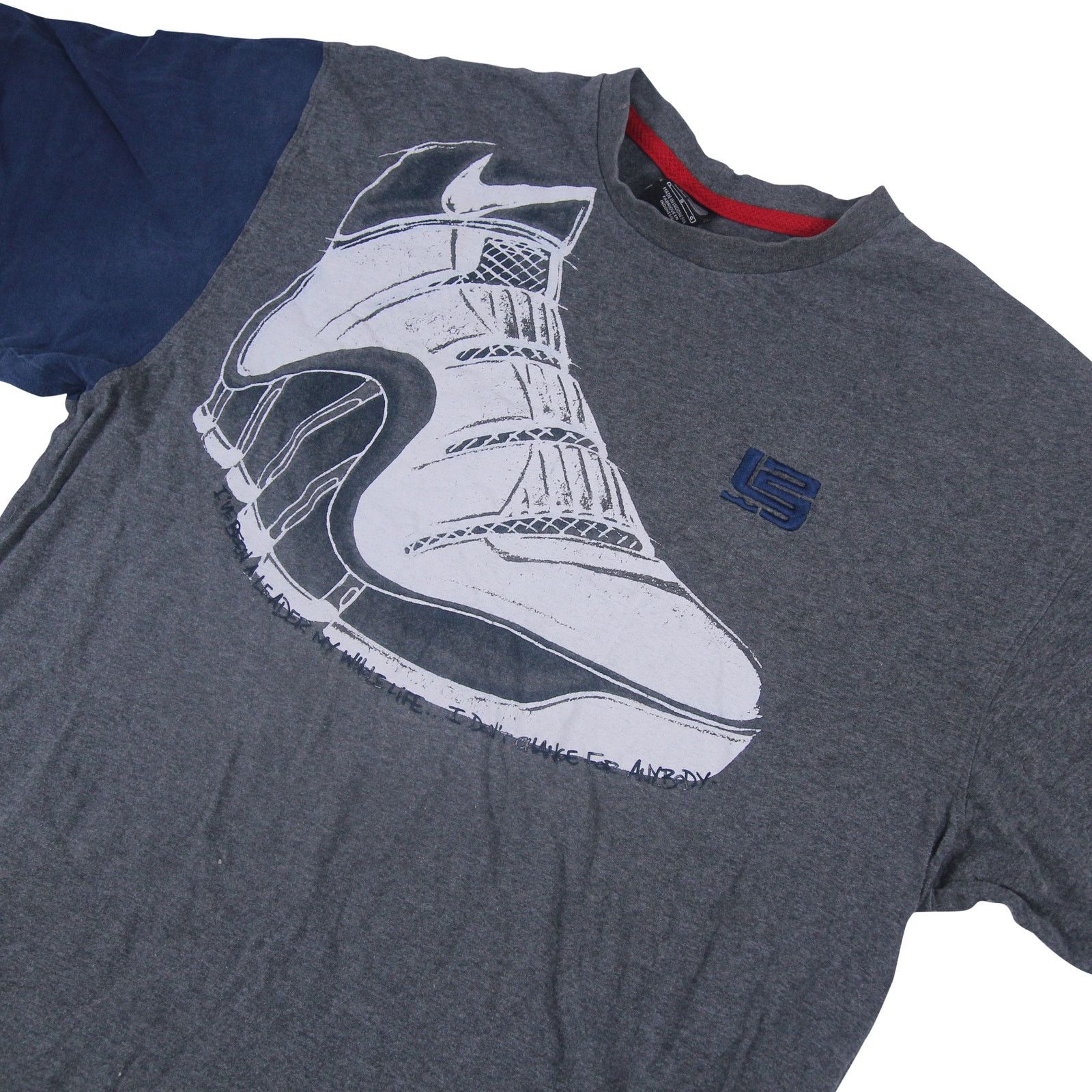Nike × Vintage Vintage Y2k Nike Lebron Air Zoom 4 Graphic T Shirt Size US L / EU 52-54 / 3 - 2 Thumbnail