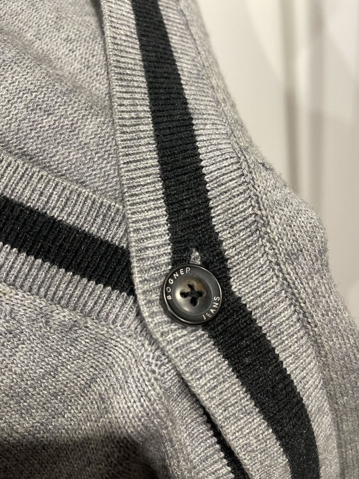 Bogner Bogner cardigan sweater wool XL Size US XL / EU 56 / 4 - 6 Thumbnail