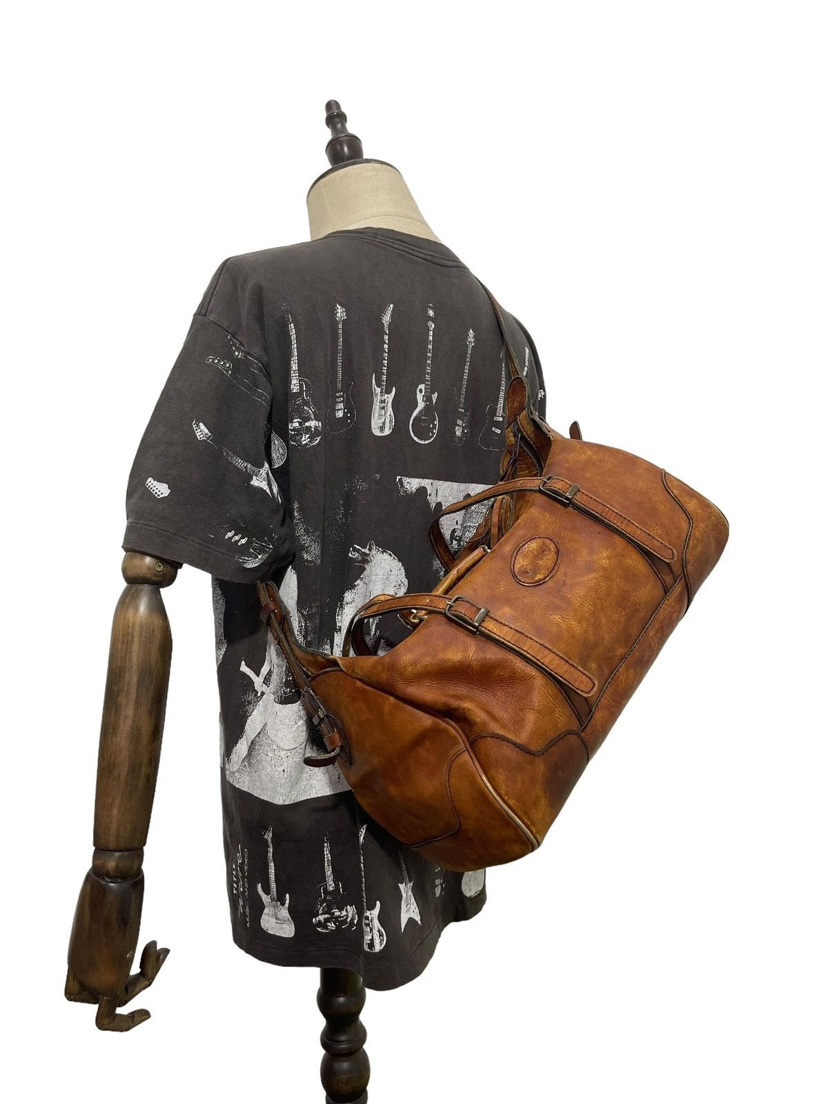 Japanese Brand Full Leather Patina Vtg Unknown Duffle Bag 1🟩 Size ONE SIZE - 1 Thumbnail