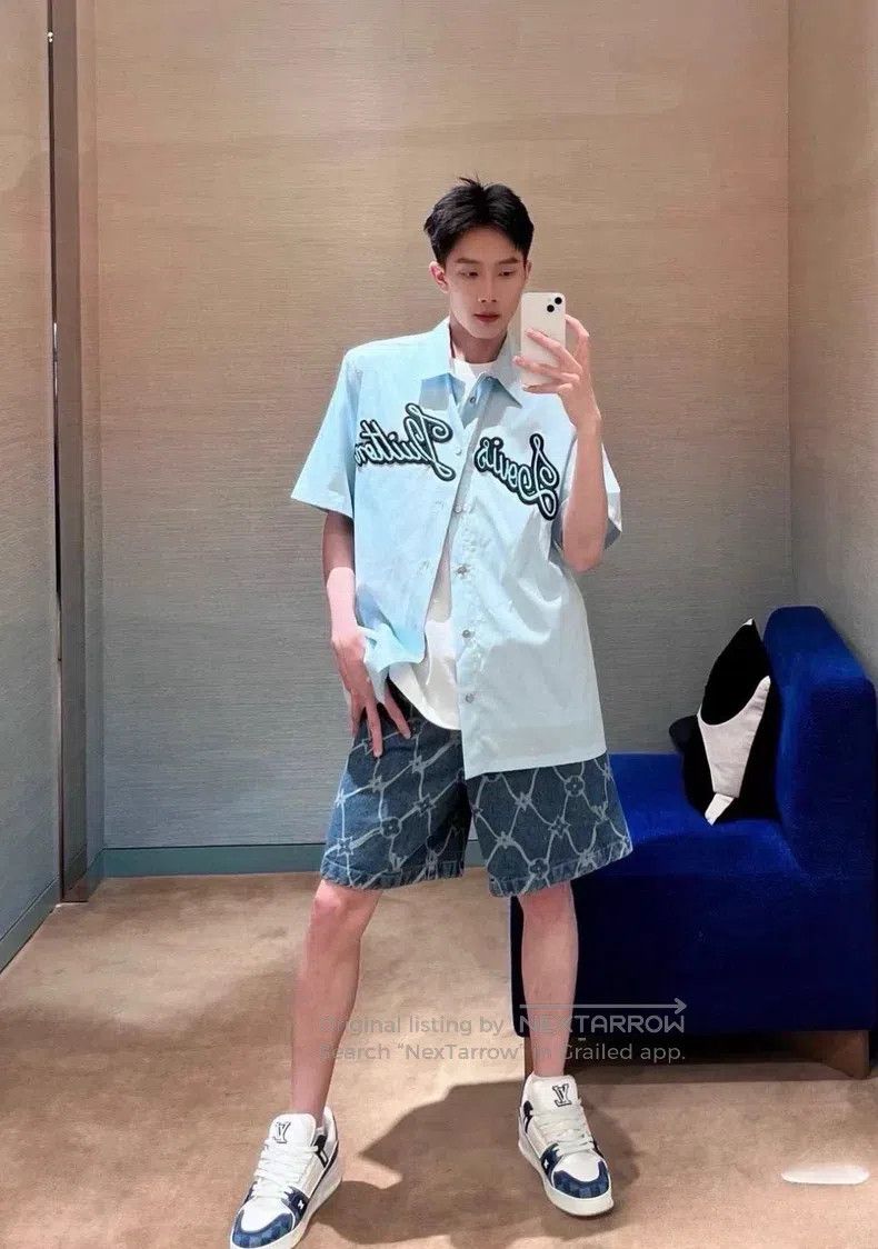 Louis Vuitton Louis Vuitton Monogrammed embroidered single-breasted shir Size US XL / EU 56 / 4 - 8 Thumbnail
