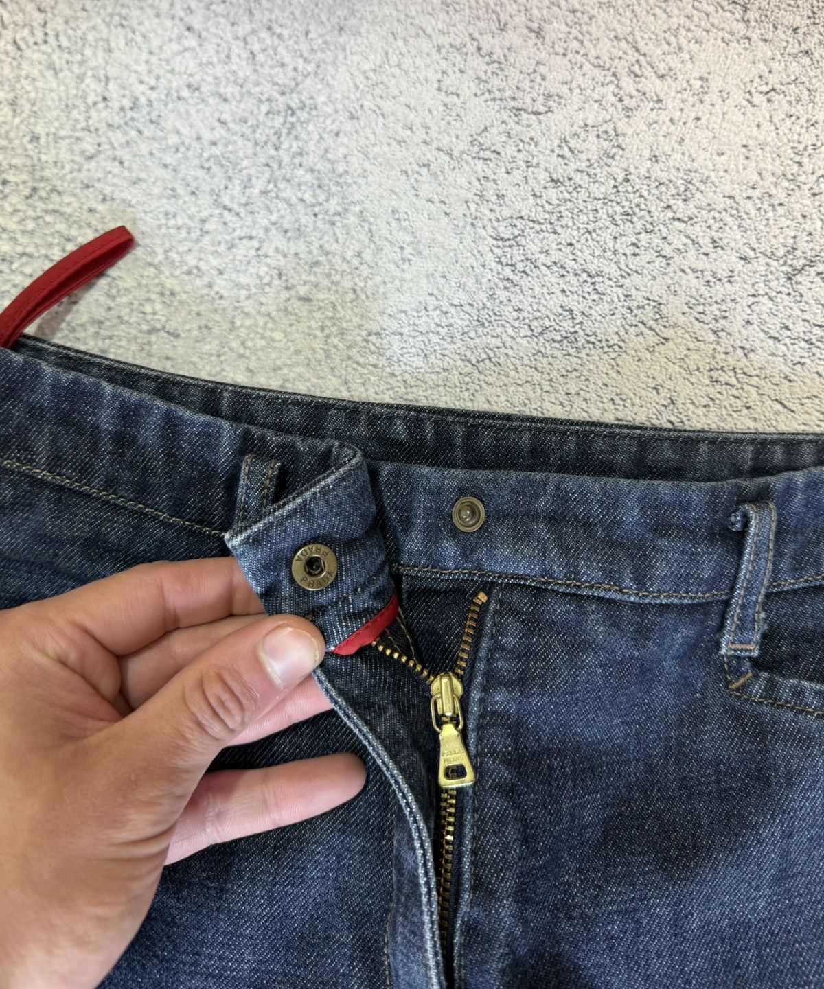 Prada Prada Women’s Jeans Dark Indigo Blue Red Tab Size 42IT Italy Size 28" / US 6 / IT 42 - 5 Thumbnail